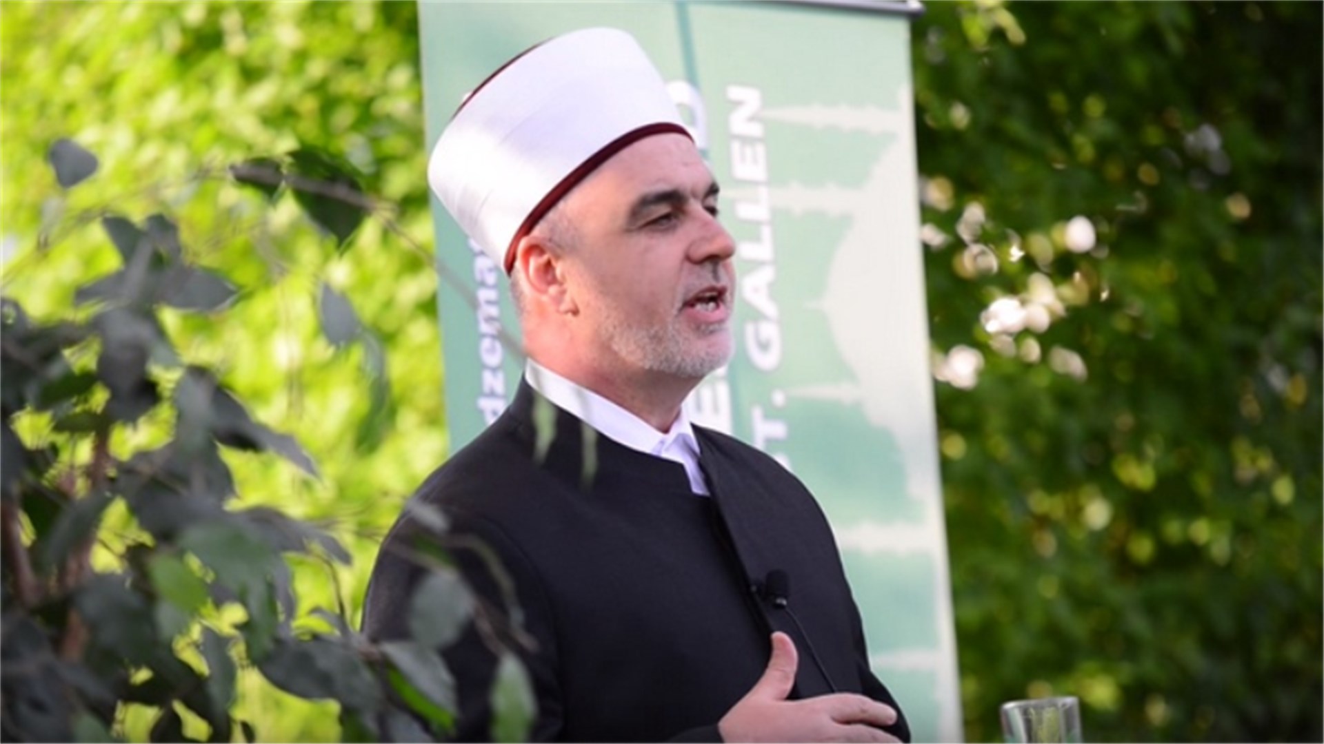 REIS KAVAZOVIĆ O PLANOVIMA RADIKALA MUSE: Klanjati u inat nekome je zabranjeno