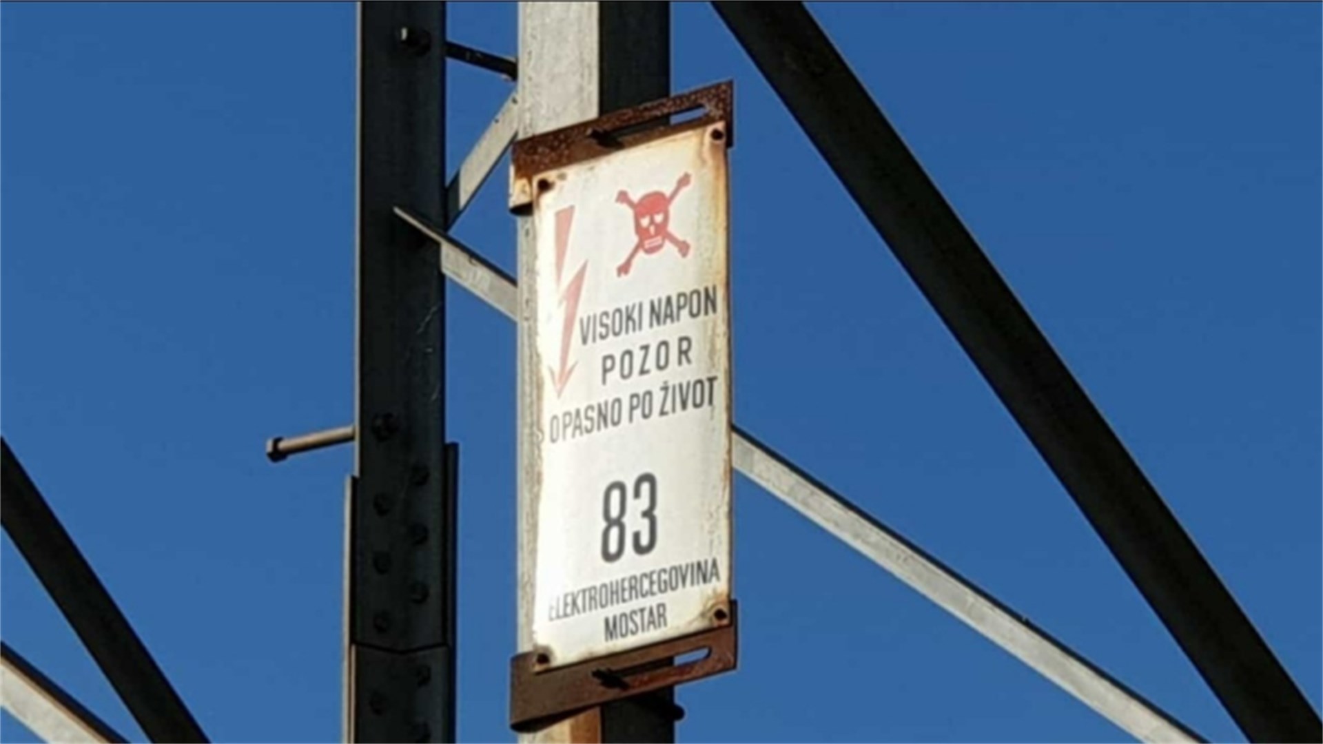 35-godišnjaka ubila struja u dvorištu obiteljske kuće