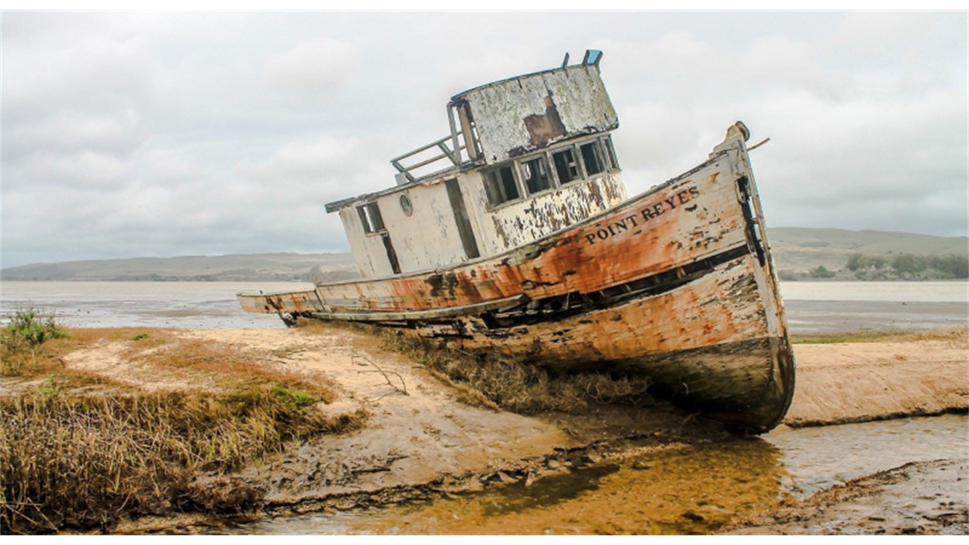 Potraga za devet nestalih nakon prevrtanja kineskog broda 