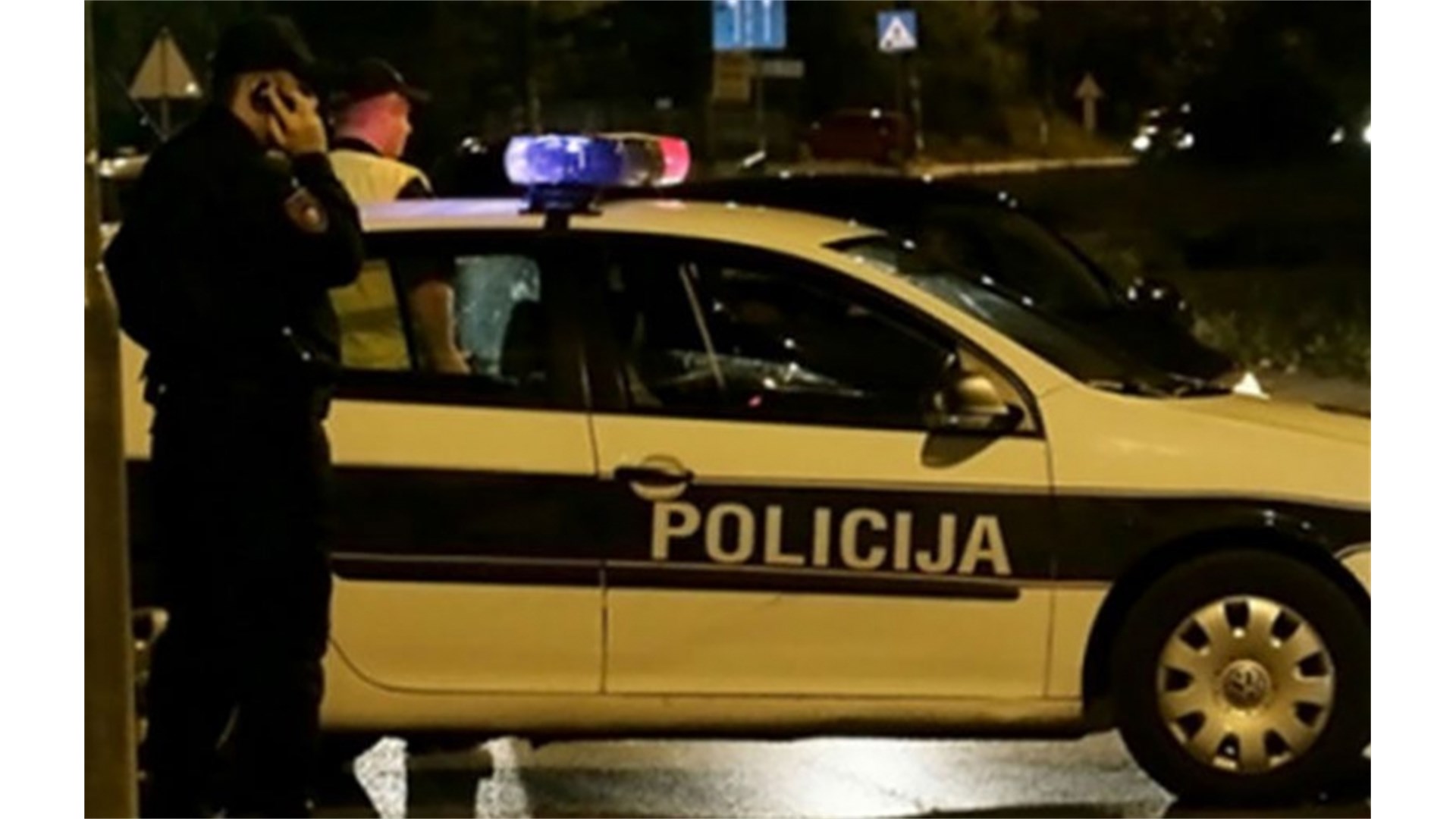 Predao se pripadnik Hordi zla koji je automobilom udario dvojicu policajaca