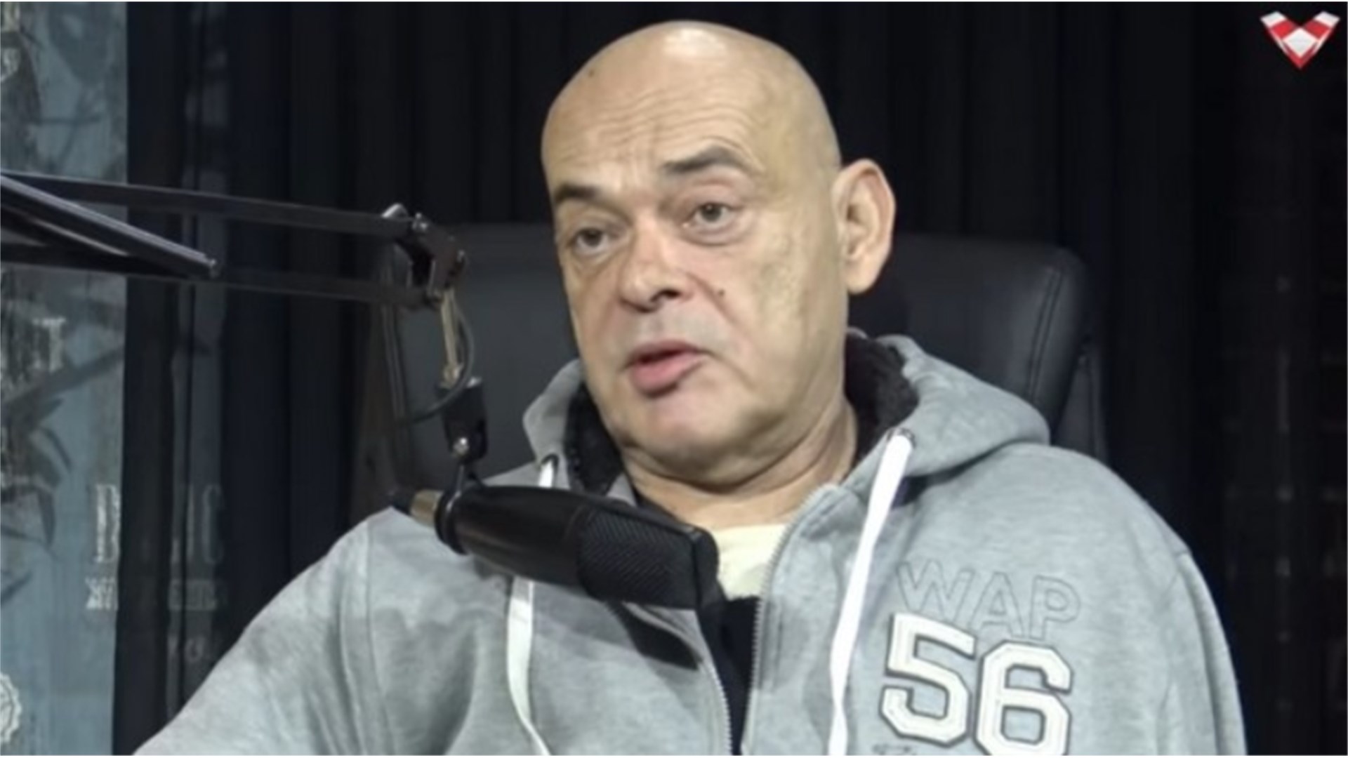 Legendarni Robert Valdec bori se za život!  