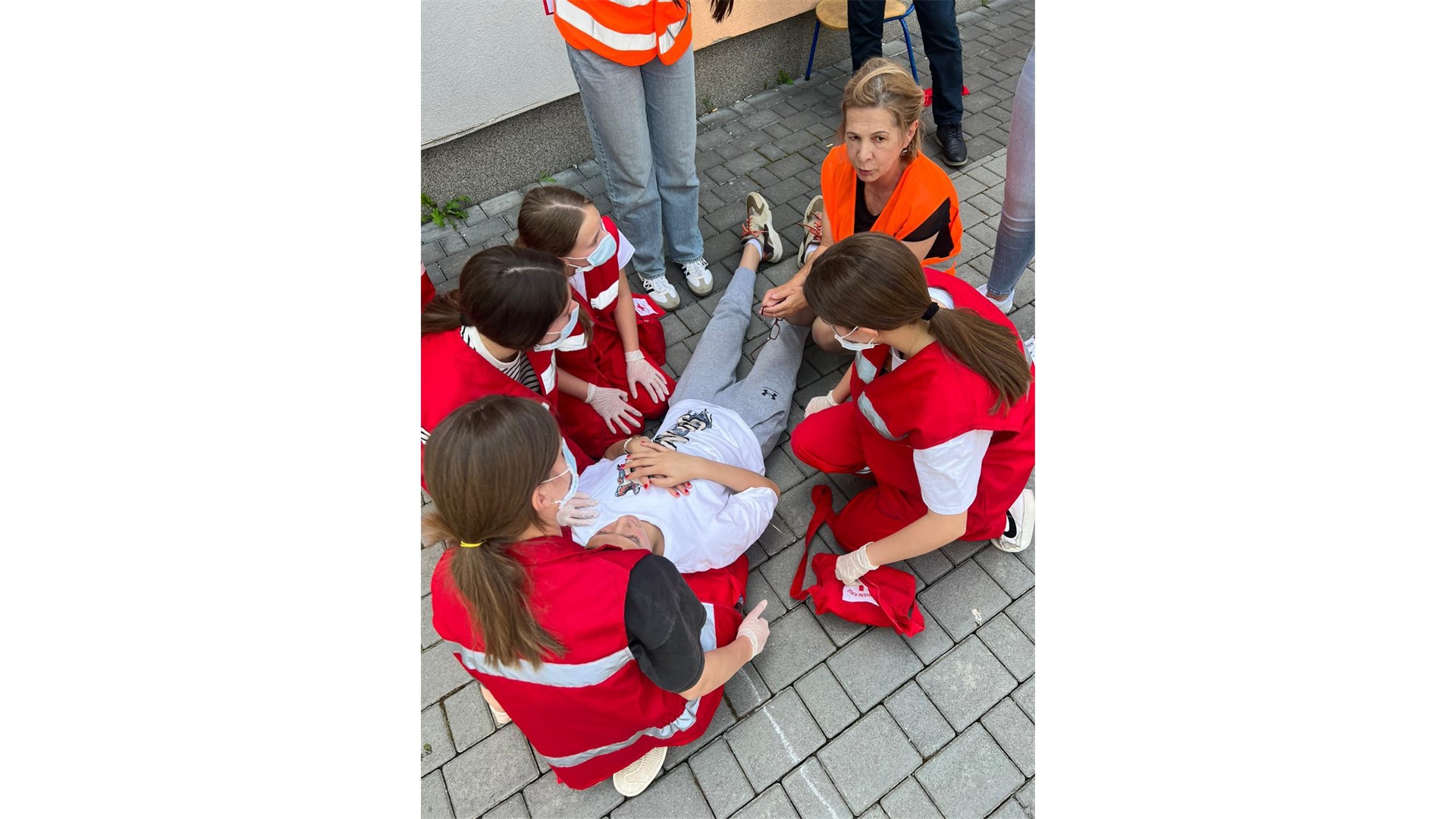 Na Međunarodni dan Crvenog križa natjecanje učenika iz pružanja prve pomoći