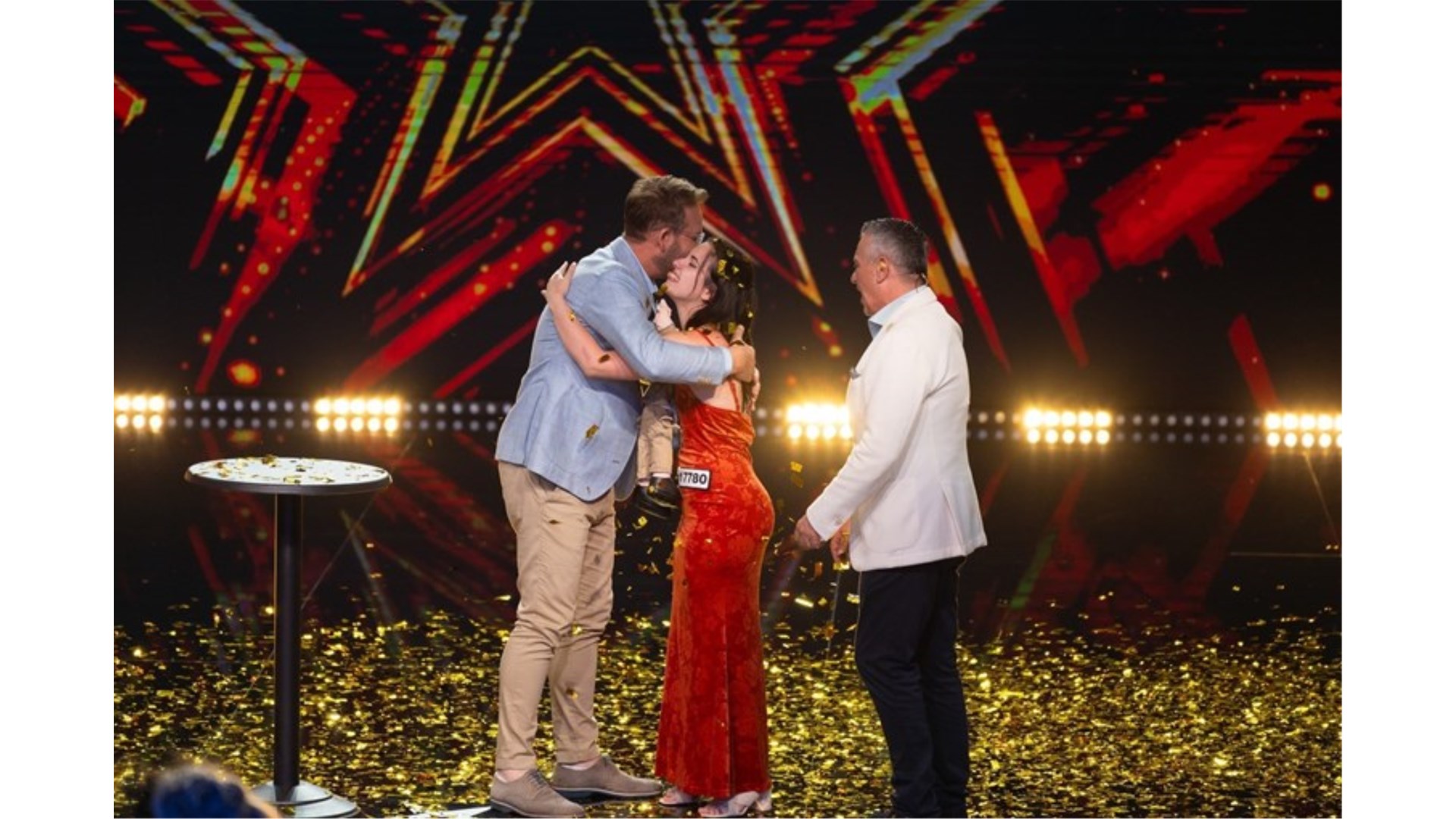 Djevojka iz BiH, s jednim od najtežih oblika skolioze, osvojila zlatni gumb u Supertalentu