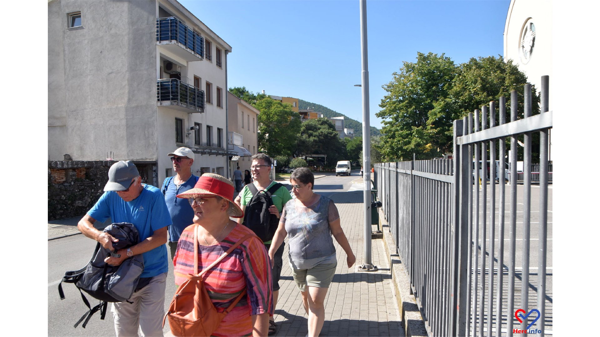 FOTO: Prošetali smo s fotoaparatom kroz Mostar! U kadar nam upala i jedna od najljepših voditeljica u BiH