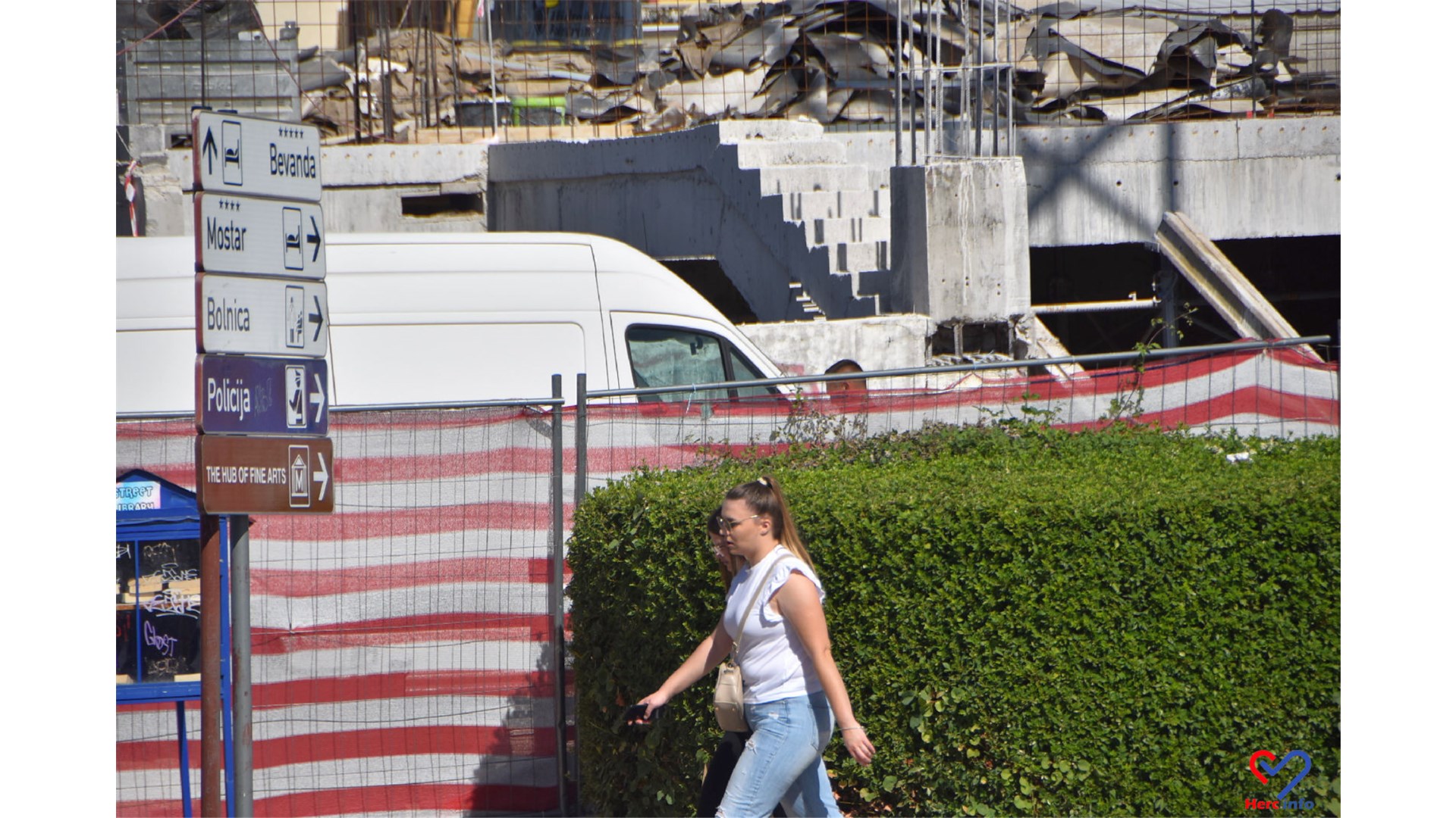 FOTO: Prošetali smo s fotoaparatom kroz Mostar! U kadar nam upala i jedna od najljepših voditeljica u BiH