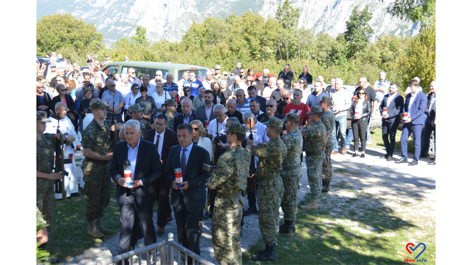 FOTOREPORTAŽA: Vrdi su i dalje 'Vrata Vatikana', ni 30 godina poslije ne zaboravlja se stradale heroje
