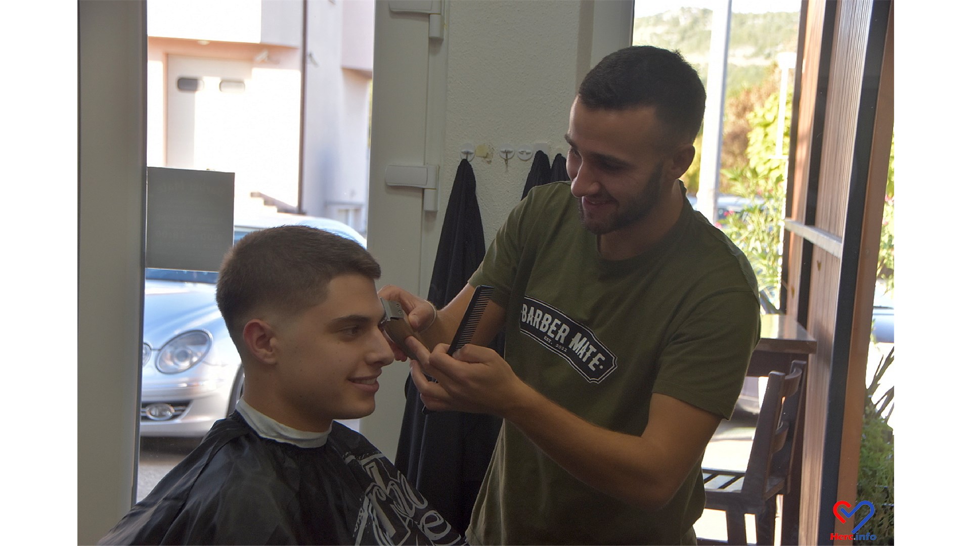 (FOTO) Mate Čolak, nogometaš među frizerima: Traže se frizure kao kod Gvardiola, Ronalda, Hazarda, Beckhama...