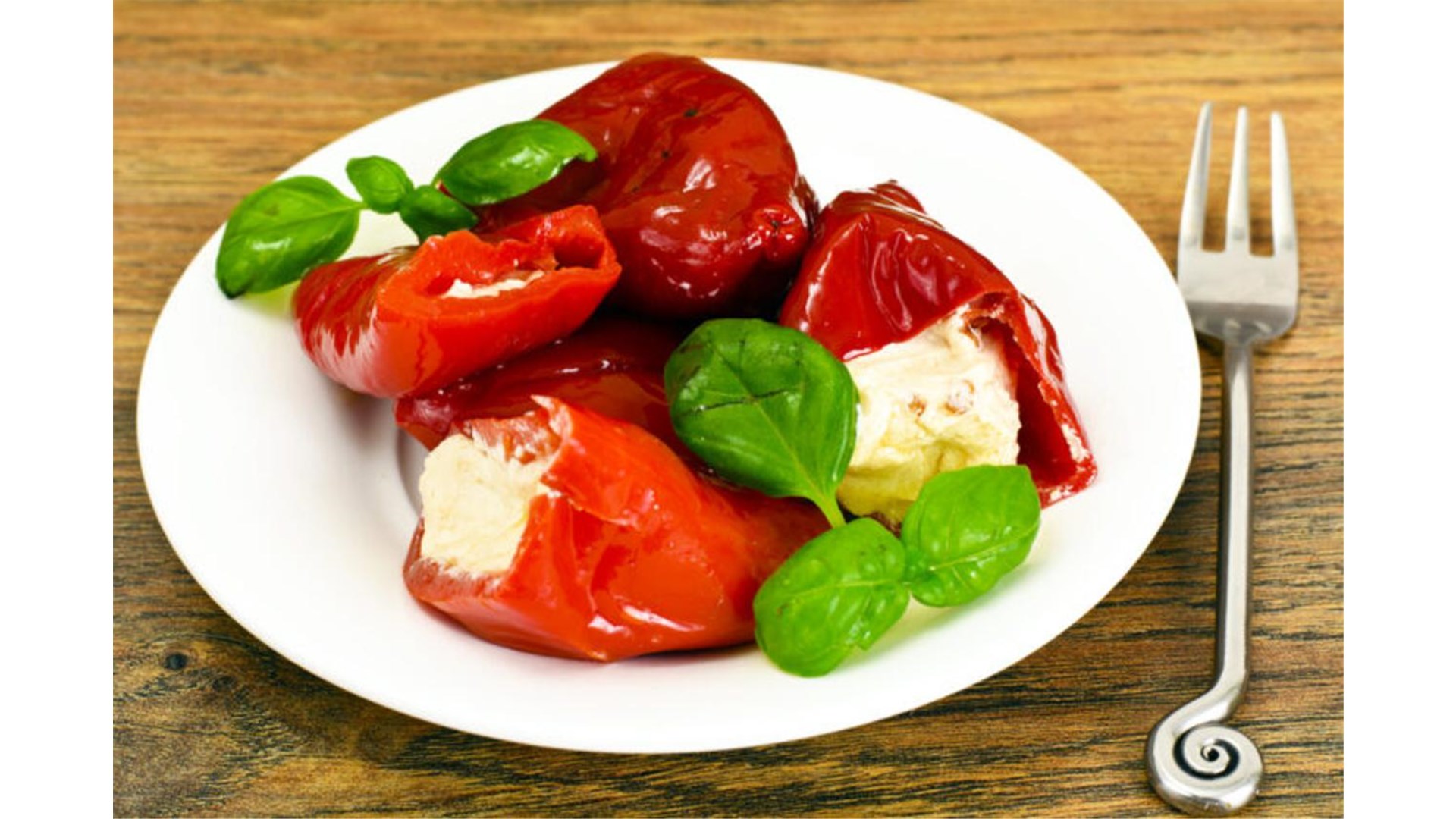 Recept: Paprika punjena sirom