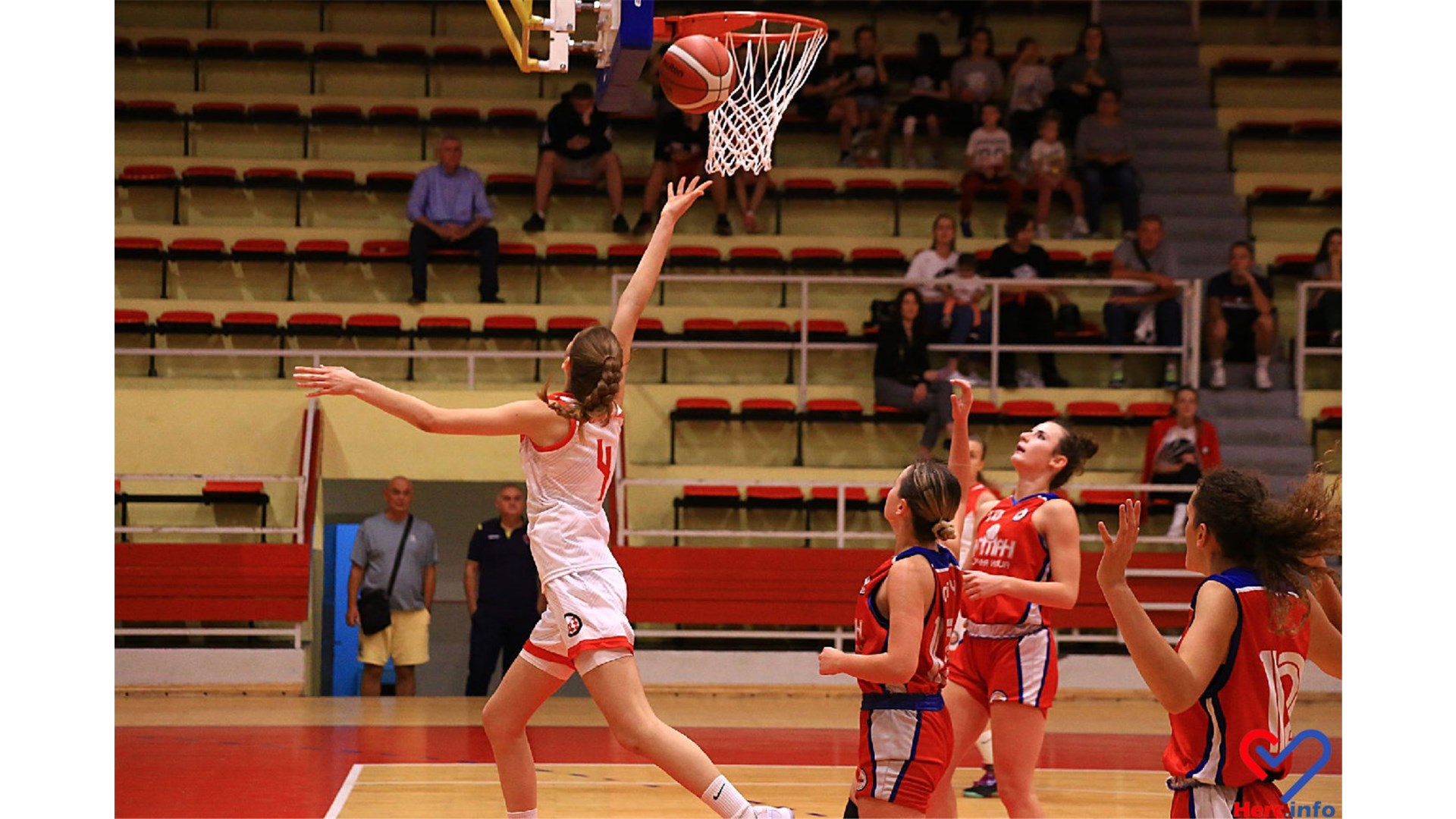 FOTO: Košarkašice Zrinjskog slavile protiv Igmana! Sara Herceg upisala 25 poena, Katja Bakalar 16