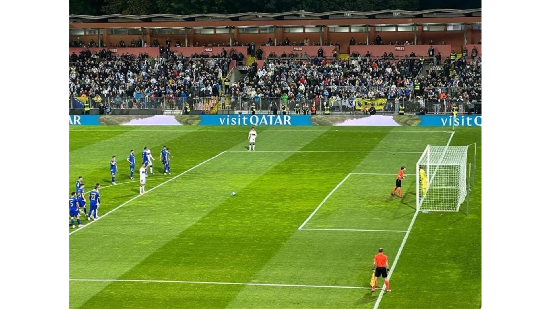FOTO: Bili smo u Zenici! Ronalda došli gledati navijači, a i igrači BiH! Doktor igre pojačavao rekorde, stadion mu vikao 'siiuuu'