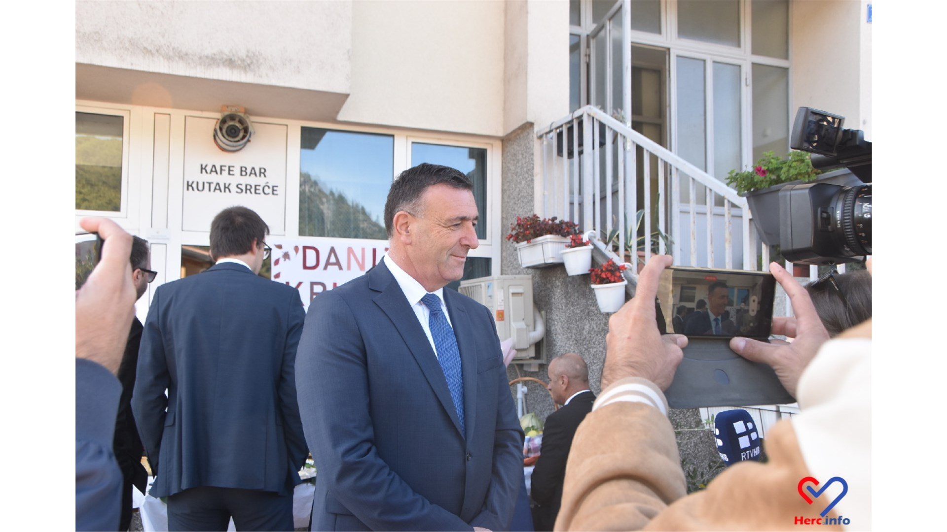 FOTO: Kutak sreće u Širokom Brijegu nas je obradovao, zahvaljujući divnom osoblju tu se pije najbolja kava