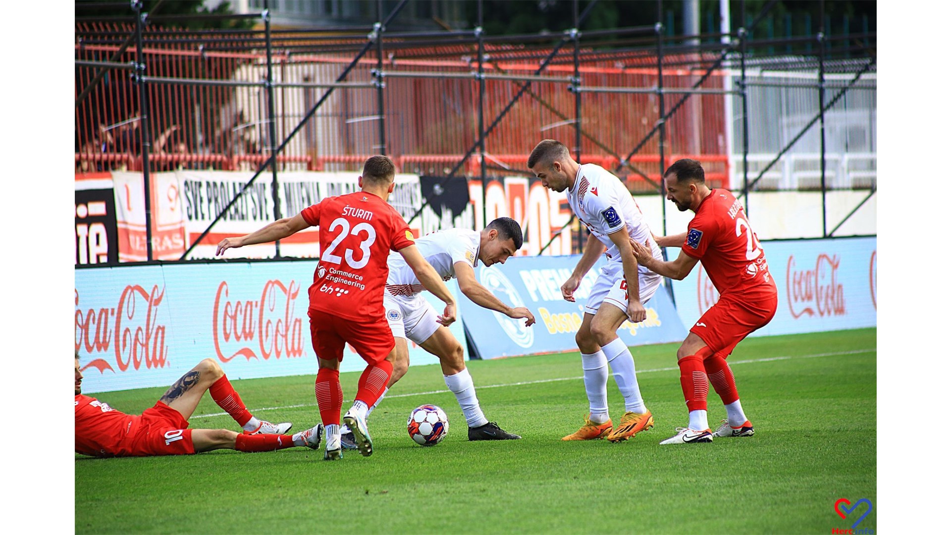 FOTO: Zrinjskom školski sat bio dovoljan da razmontira Veleža