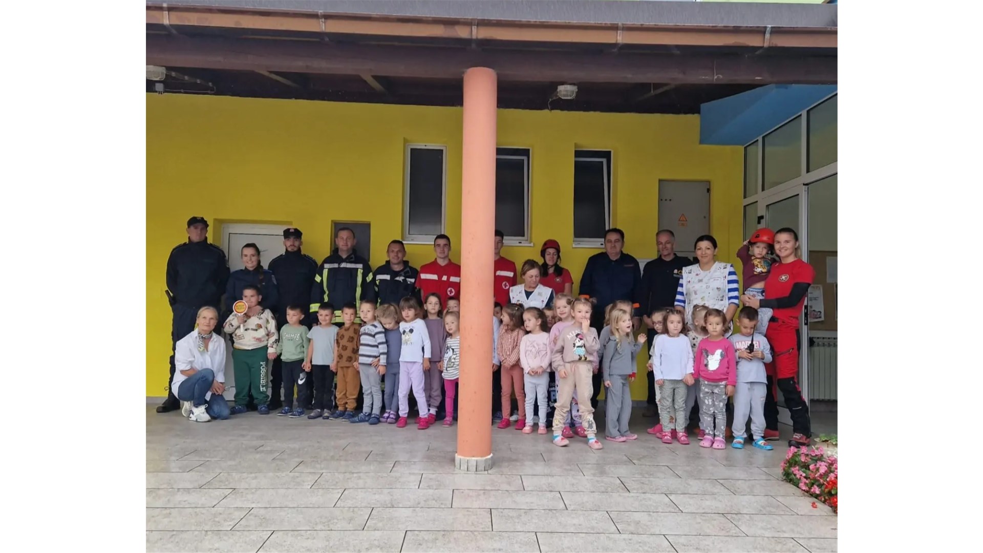 Grude: Pripadnici Civilne zaštite ŽZH educirali najmlađe FOTO