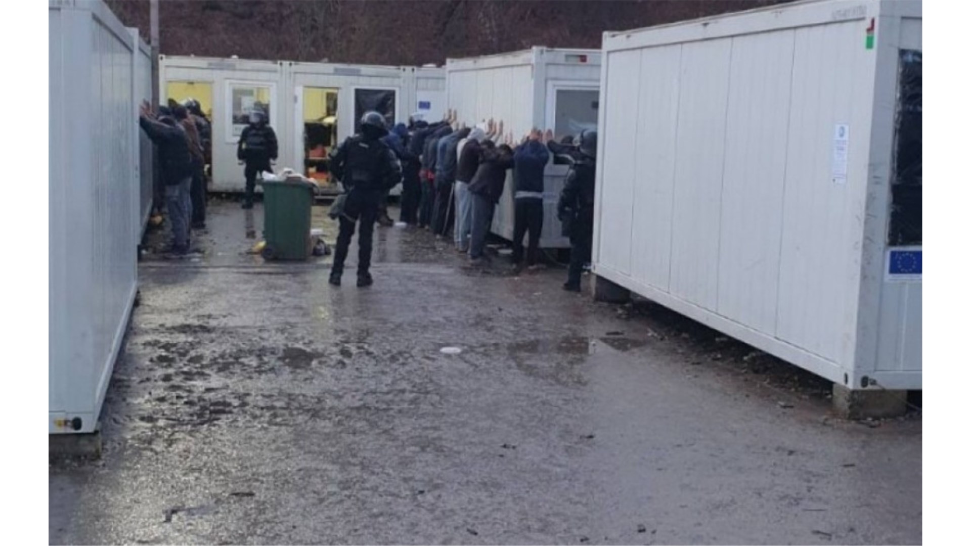 SIPA izvršila raciju u migrantskom centru Blažuj