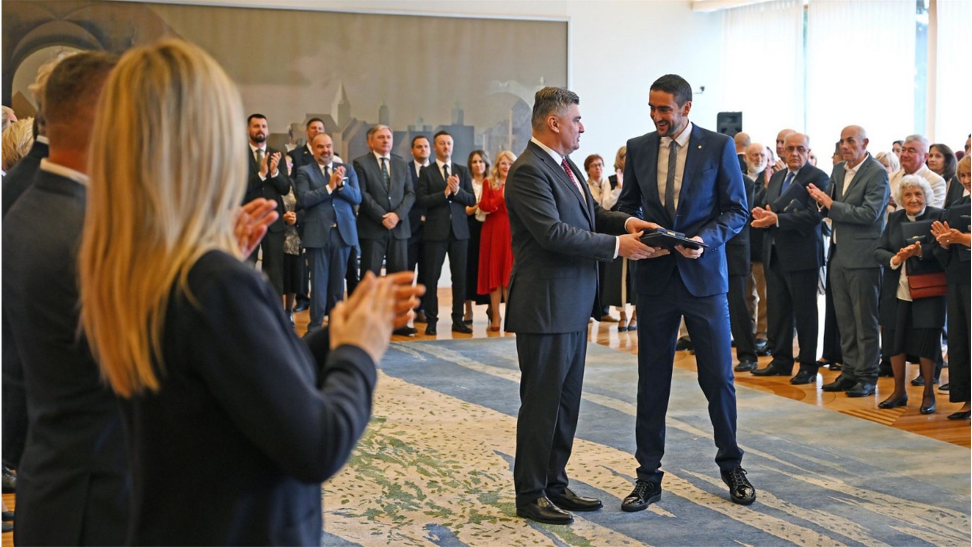 Milanović odlikovao akademkinju Ljerku Ostojić i tenisača Marina Čilića