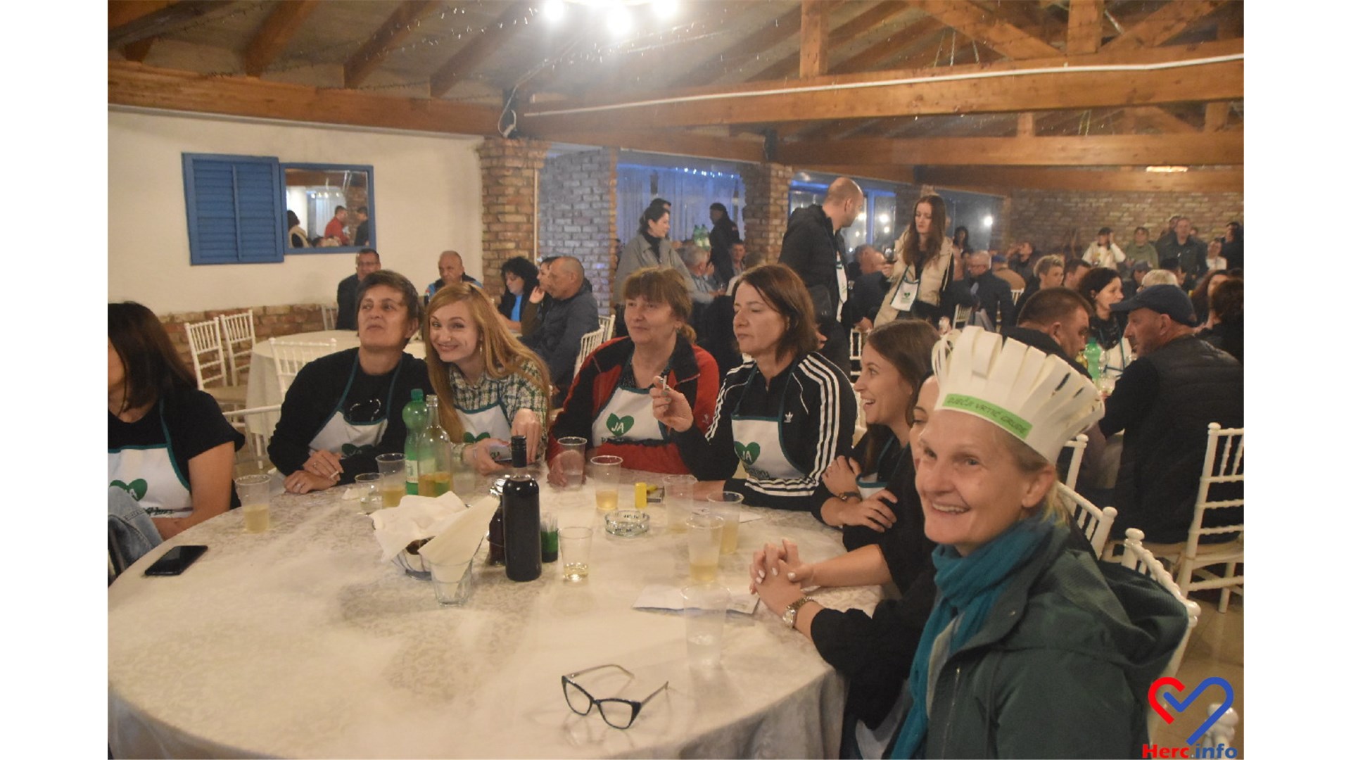 FOTO: Bili smo na Raštikijadi koja je okupila Hercegovinu i Dalmaciju! Od raštike pravili tortilje, baklave, sladoled...