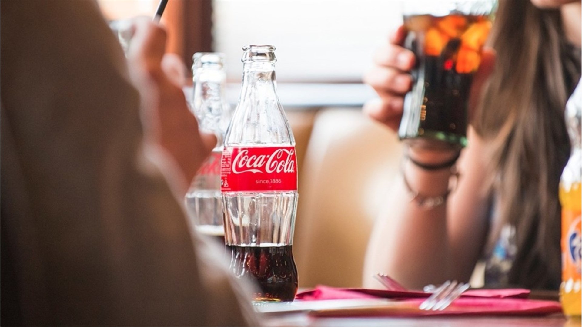 Šire se uznemirujuće poruke da se ne piju Coca-Cola, Fanta, Romerquelle... što se događa?