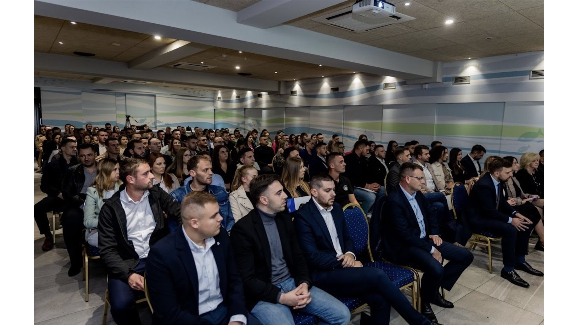 Okrugli stol pod nazivom ''Jačanje mladih poduzetnika- Jamstvo hrvatskog o(p)stanka u BiH''