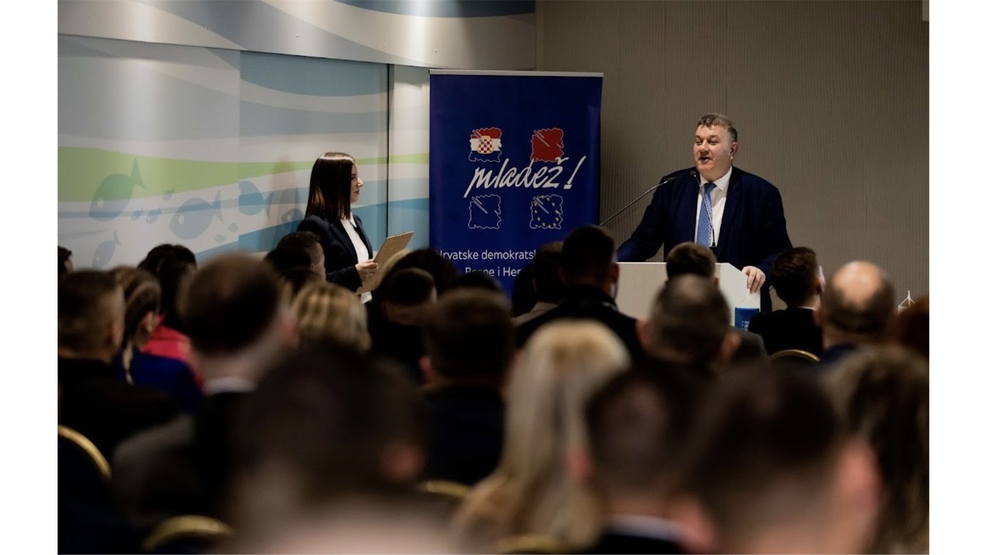 Okrugli stol pod nazivom ''Jačanje mladih poduzetnika- Jamstvo hrvatskog o(p)stanka u BiH''