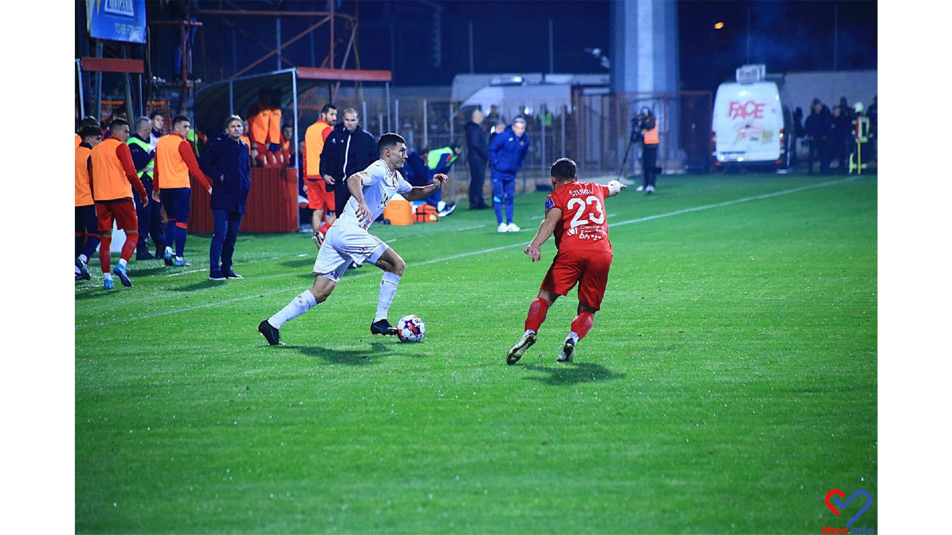 FOTO: Utakmica u kojoj je sport pao u drugi plan...