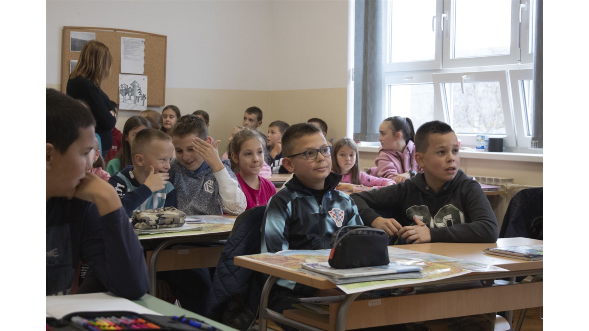 Auto-moto klub Široki Brijeg provodi akciju ''Počela je školska godina'' FOTO