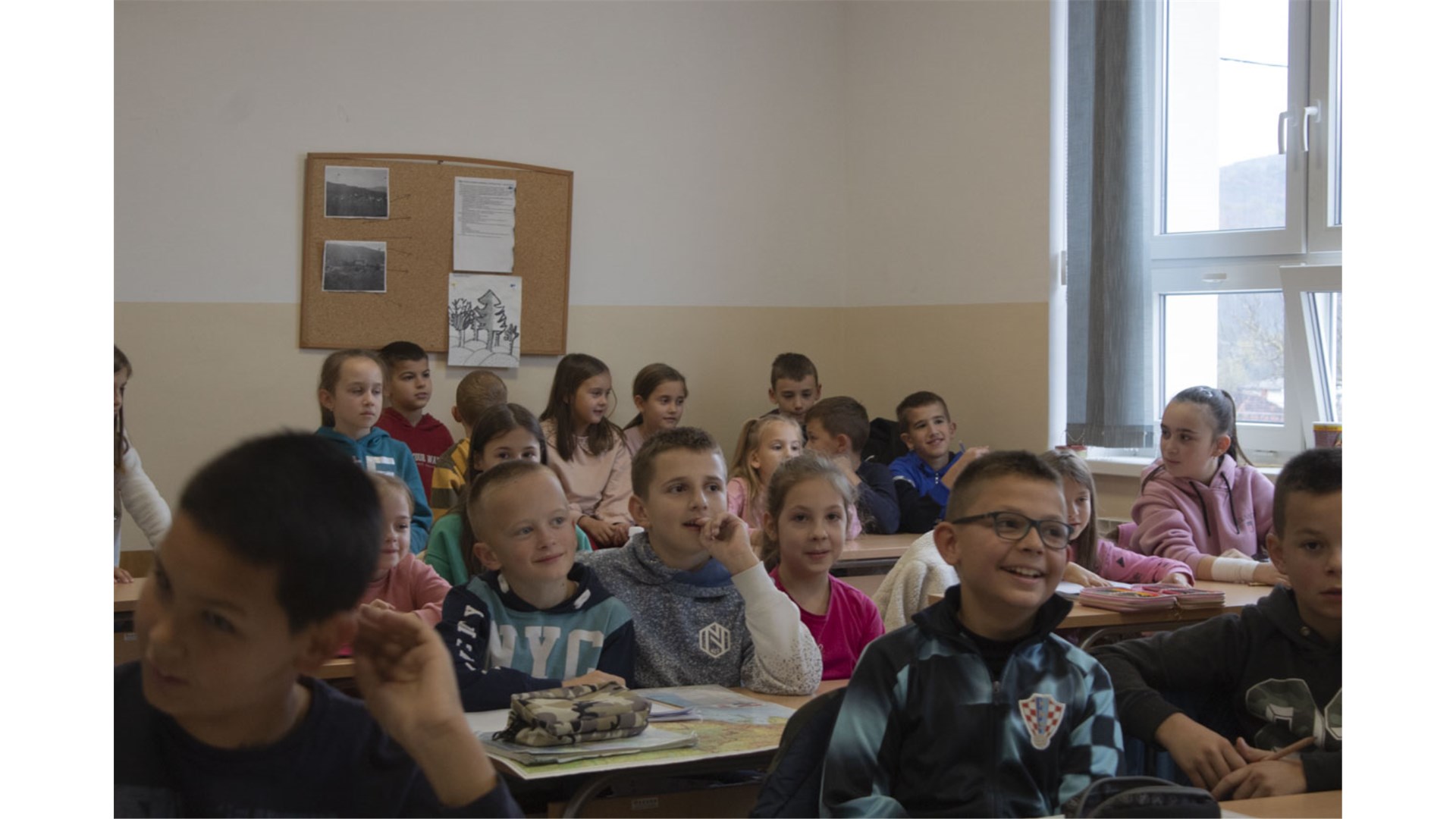Auto-moto klub Široki Brijeg provodi akciju ''Počela je školska godina'' FOTO