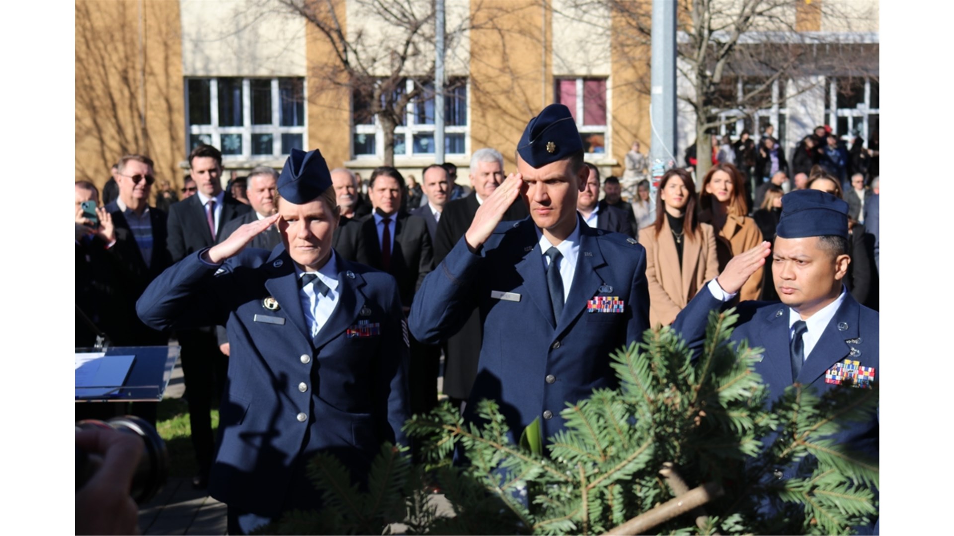 U rodnom Ljubuškom podignut spomenik američkom heroju Drugog svjetskog rata