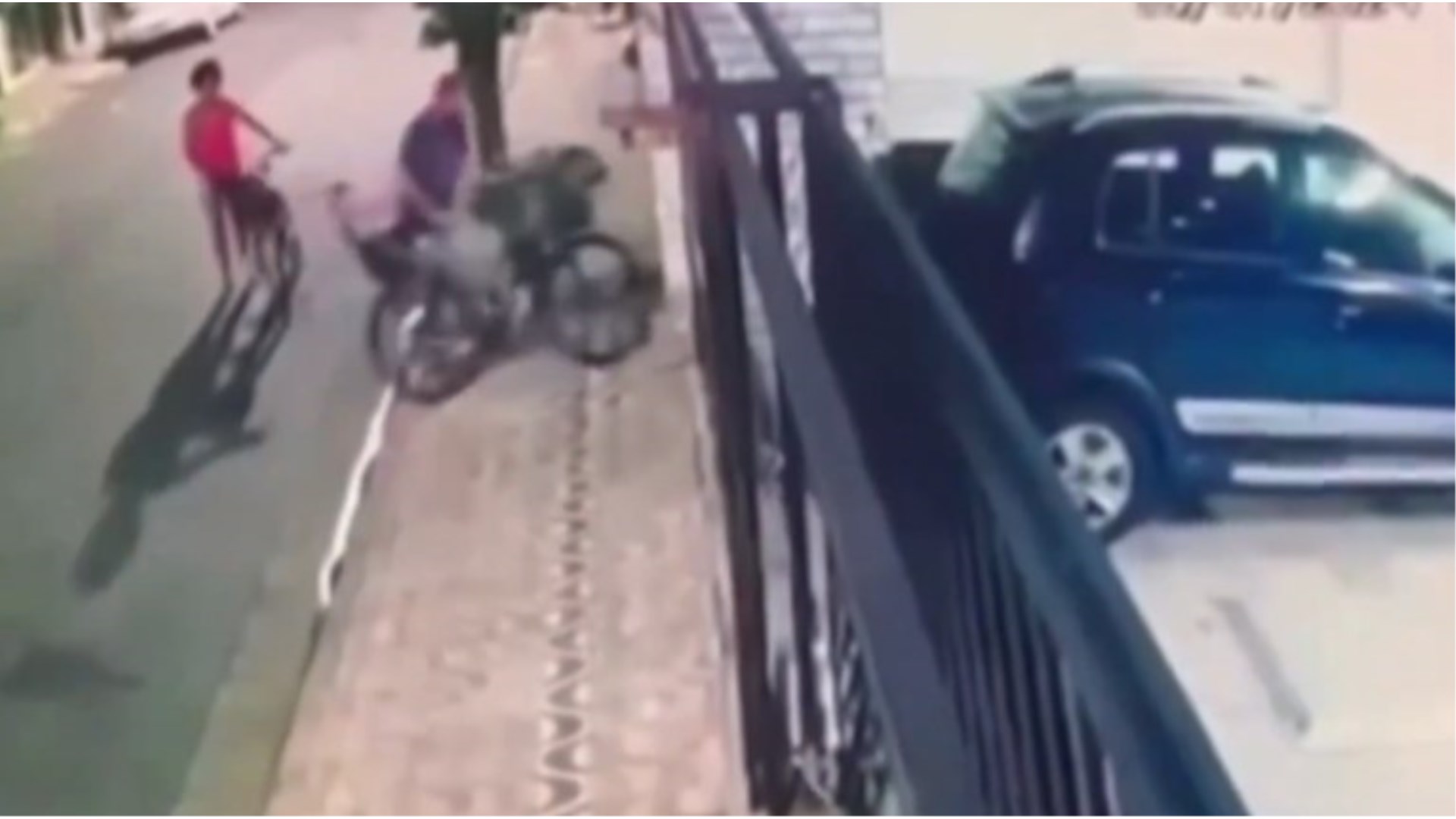 VIDEO: Pred ženom i djetetom likvidiran mafijaš povezan s BiH
