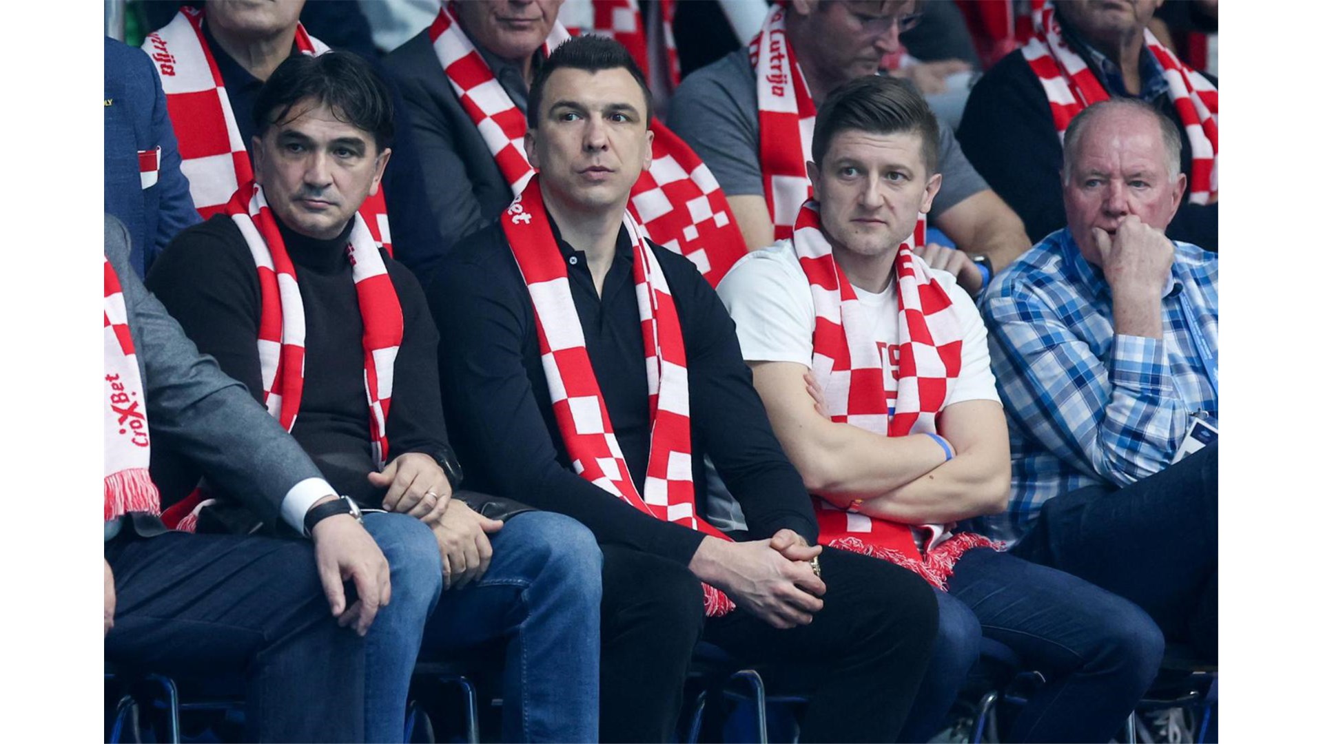 Zagrebom odjekuje pjesma Lijepa li si! Hrvatska u finalu Europskog prvenstva u vaterpolu