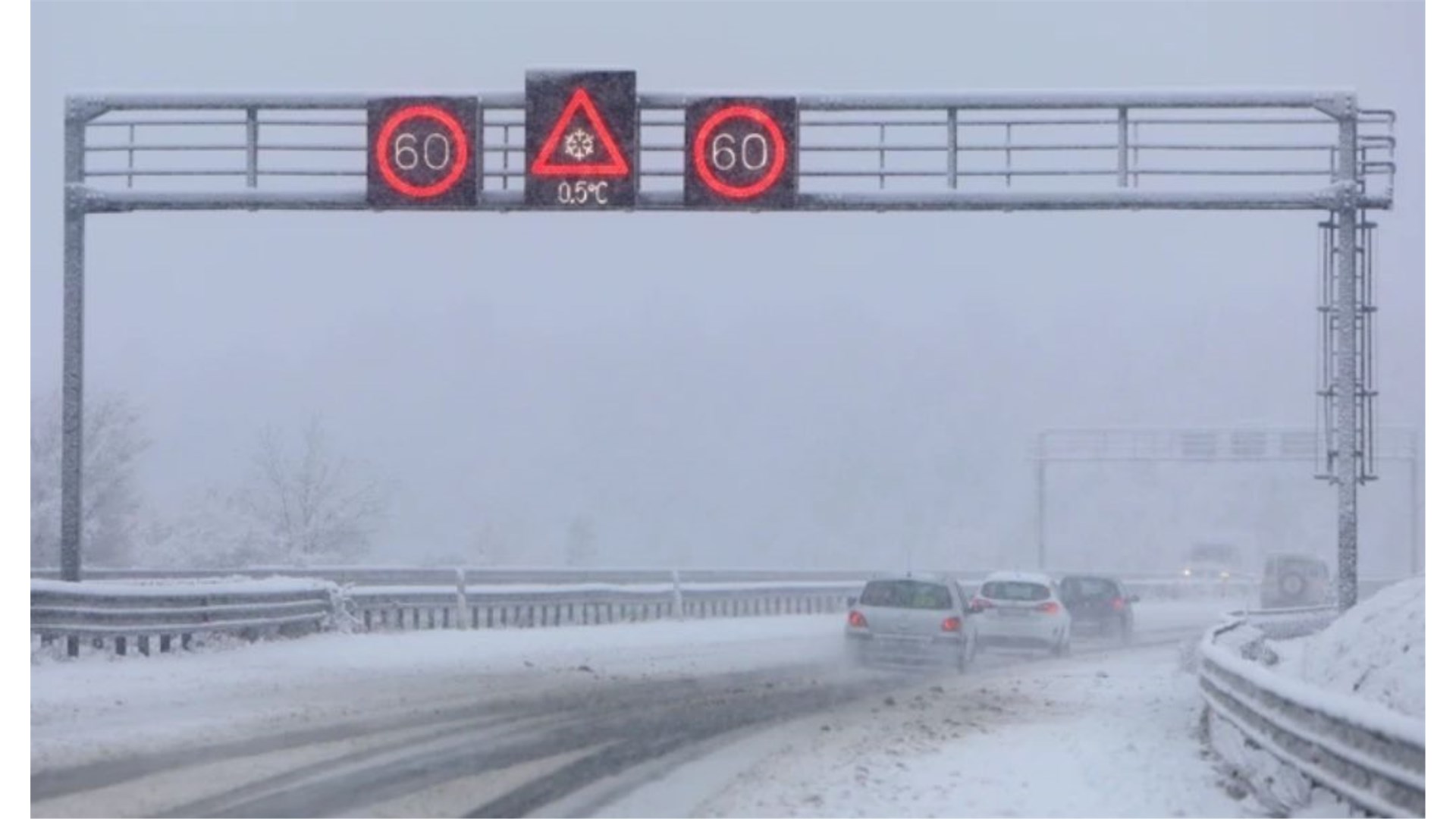 Snijeg, led i olujni vjetar stvaraju probleme u prometu