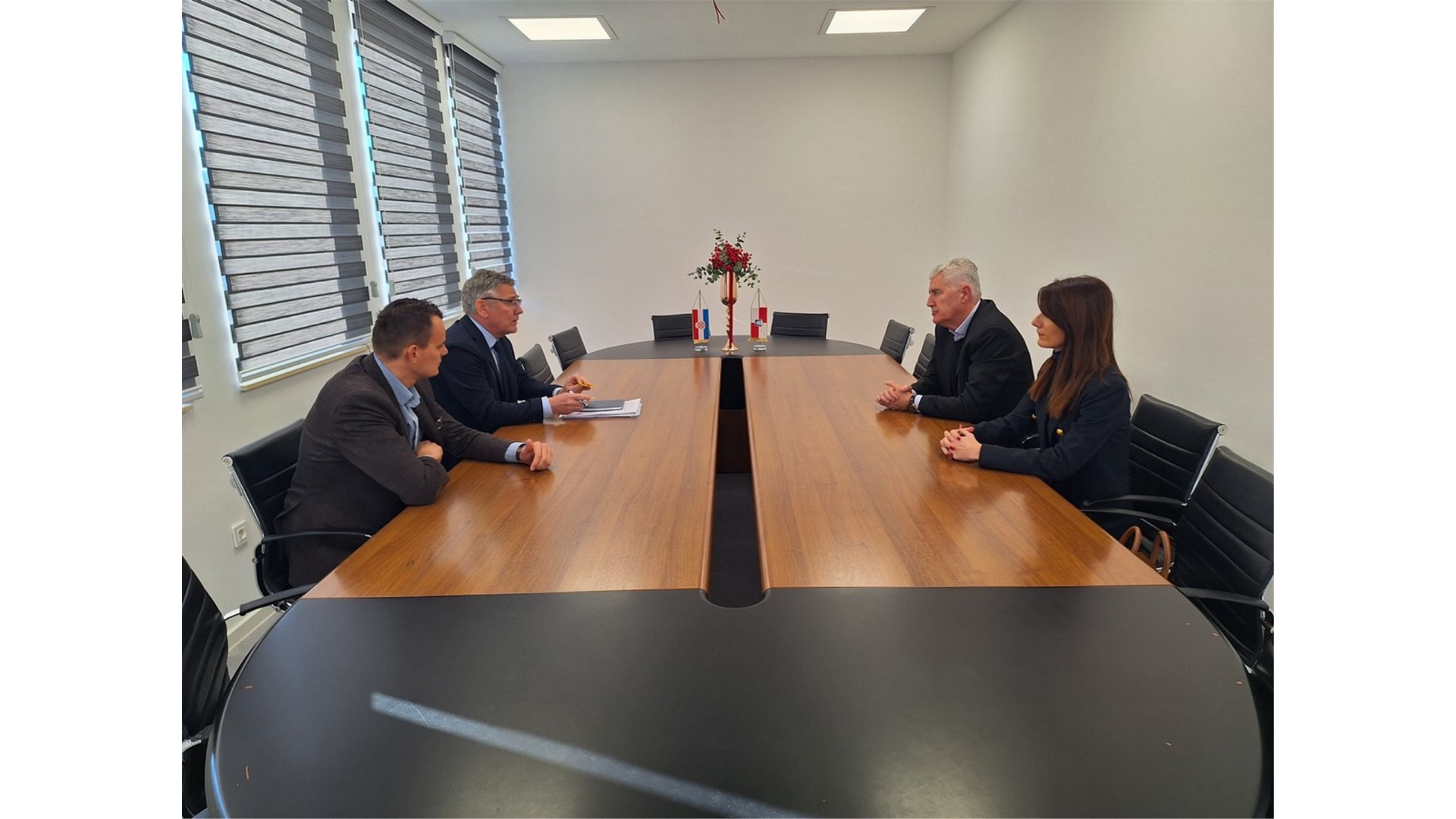 Čović i Filipović posjetili Grude, prezentirane aktivnosti oko sjeverne i južne obilaznice