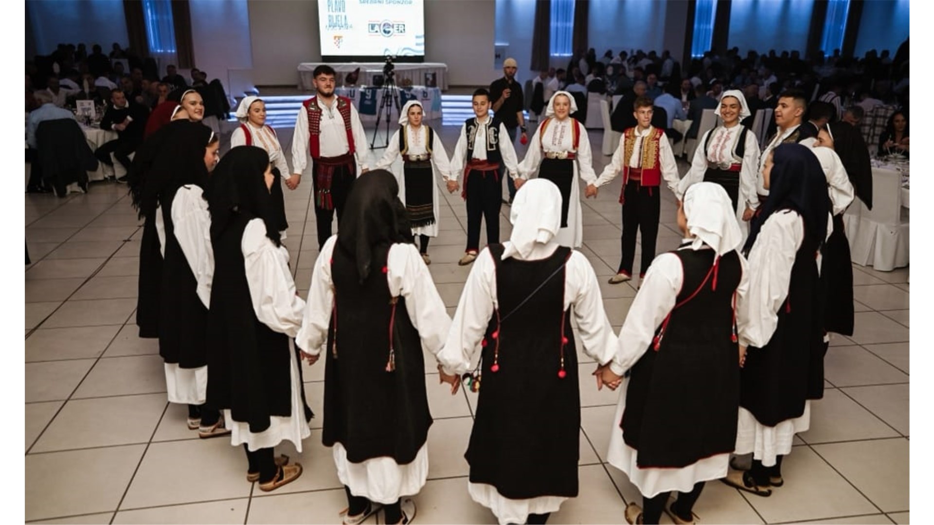 FOTO: Nogometni klub Posušje obilježio svoju Plavo-bijelu noć