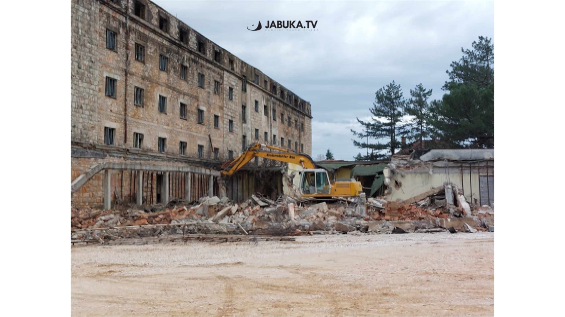 Počelo rušenje Duhanske stanice u Širokom Brijegu