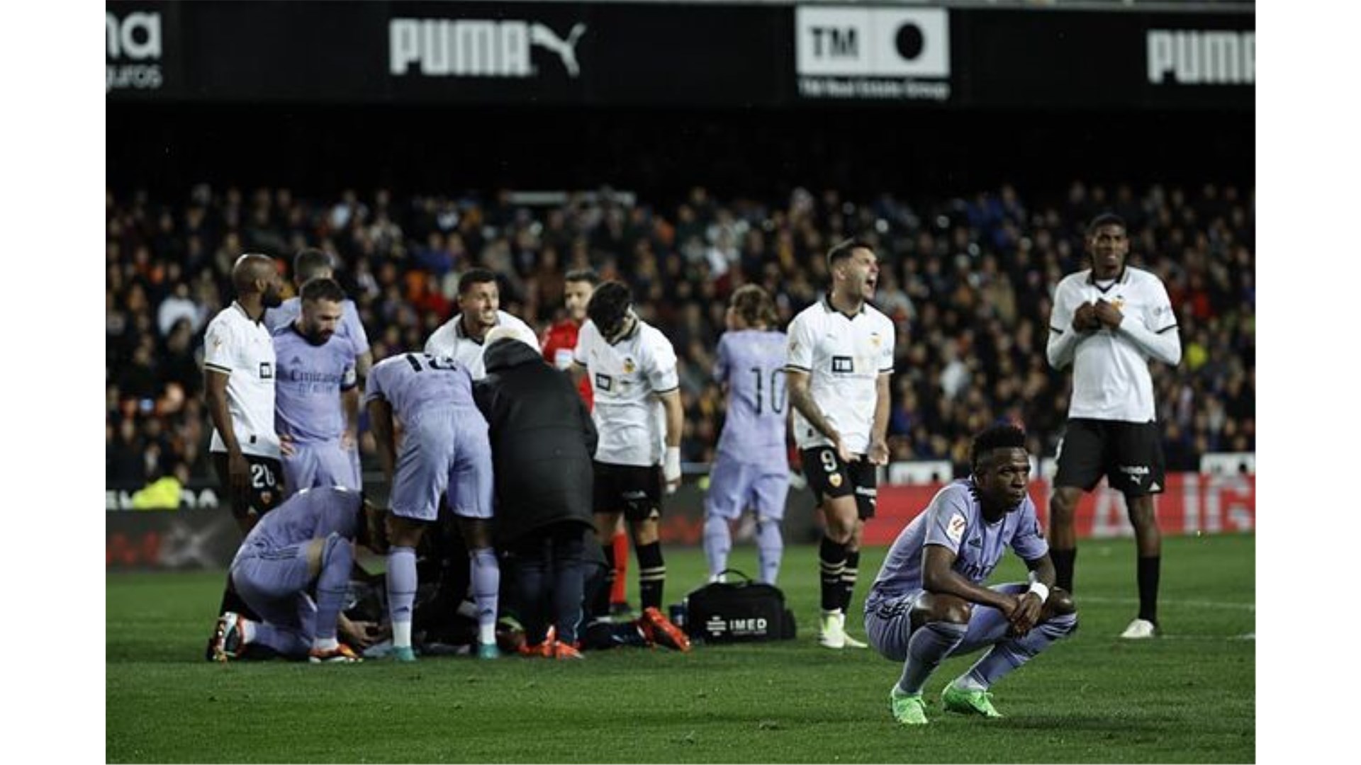 Kraj karijere za igrača Valencije koji se ozlijedio u utakmici protiv Real Madrida!?
