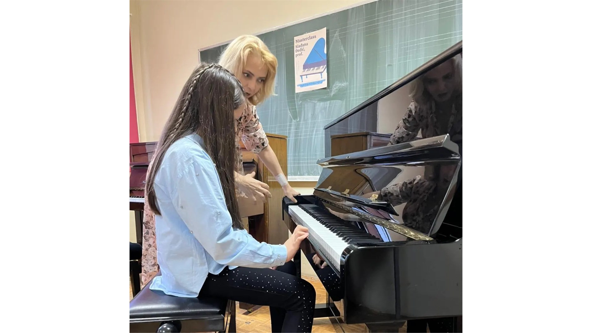 FOTO: Profesorica Slađana Dedić održala trodnevni seminar u Glazbenoj školi Grude