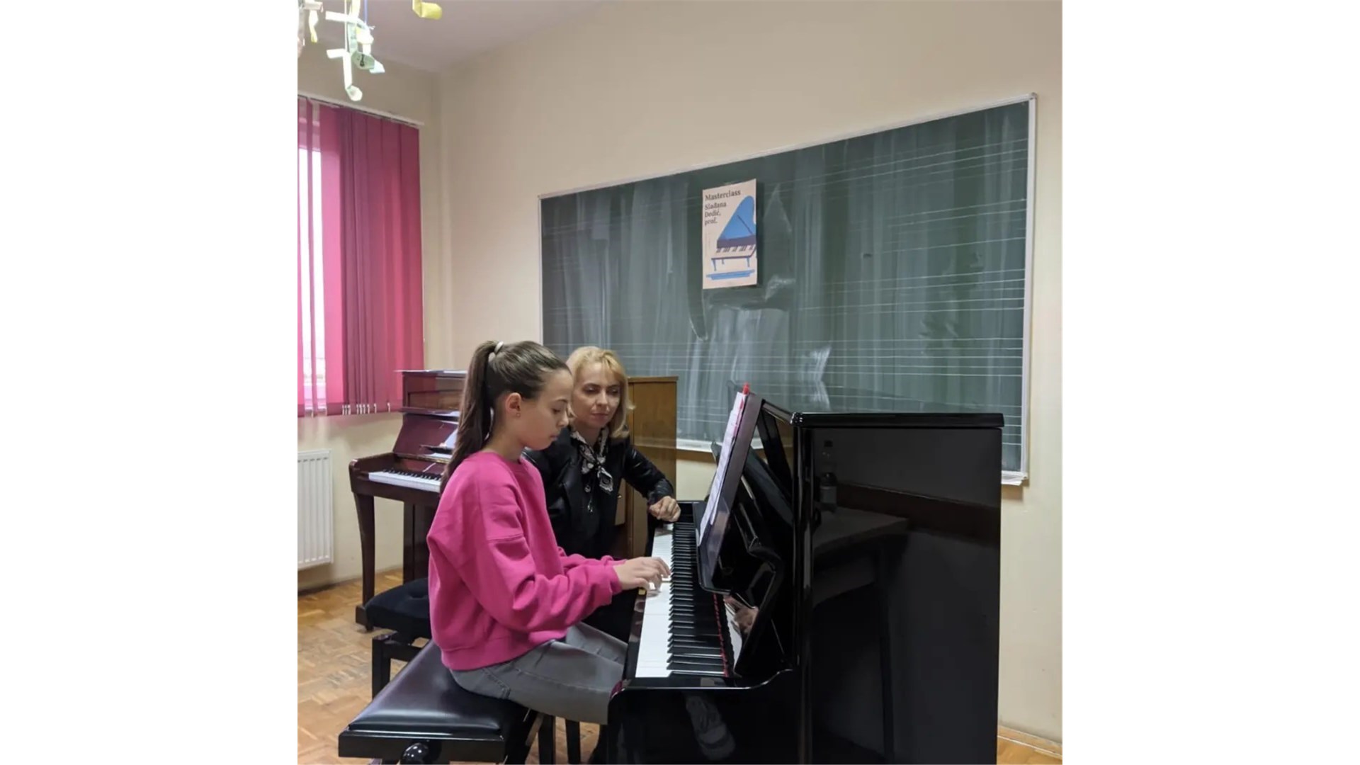 FOTO: Profesorica Slađana Dedić održala trodnevni seminar u Glazbenoj školi Grude