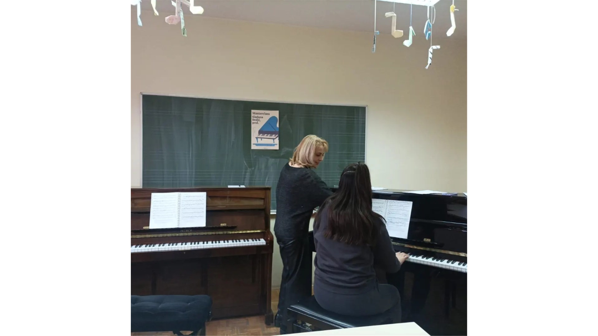 FOTO: Profesorica Slađana Dedić održala trodnevni seminar u Glazbenoj školi Grude