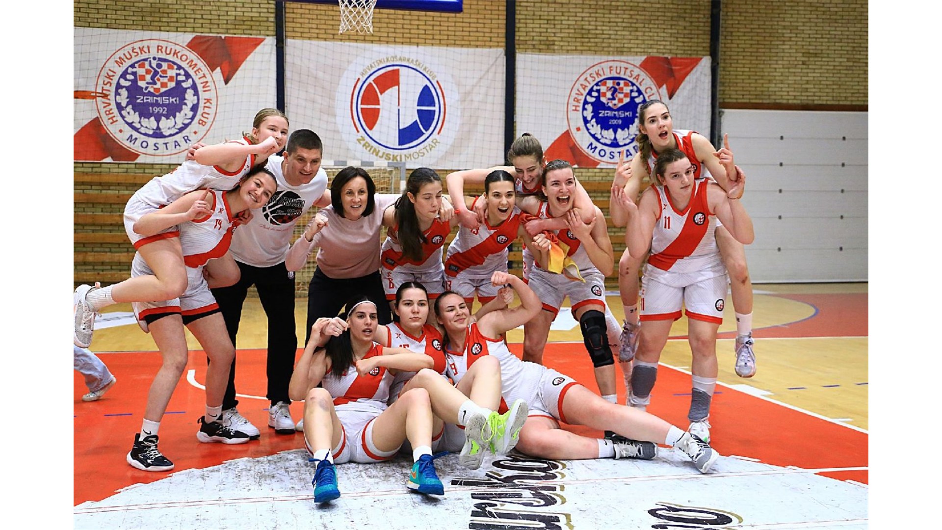 FOTO: Plemkinje u Mostaru slavile protiv Jumpera! Bravo ŽKK Zrinjski 2010