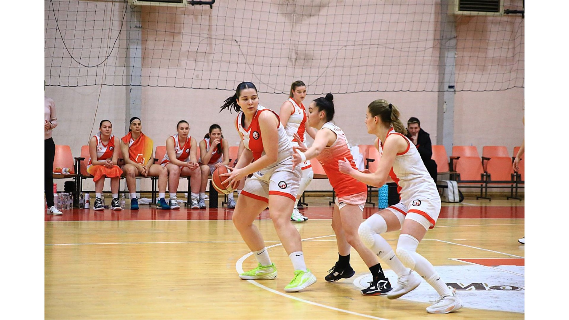 FOTO: Plemkinje u Mostaru slavile protiv Jumpera! Bravo ŽKK Zrinjski 2010