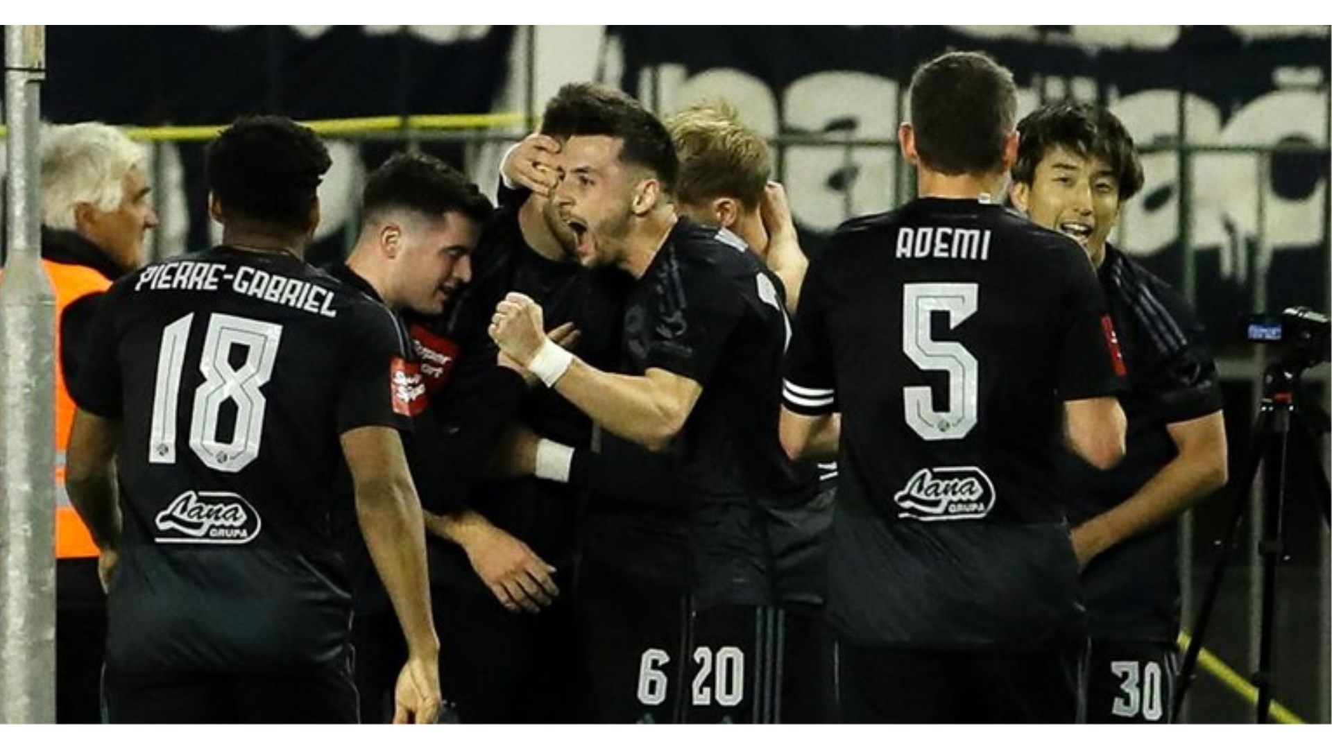 Dinamo je slavio! Hajduk sve dalje od naslova prvaka