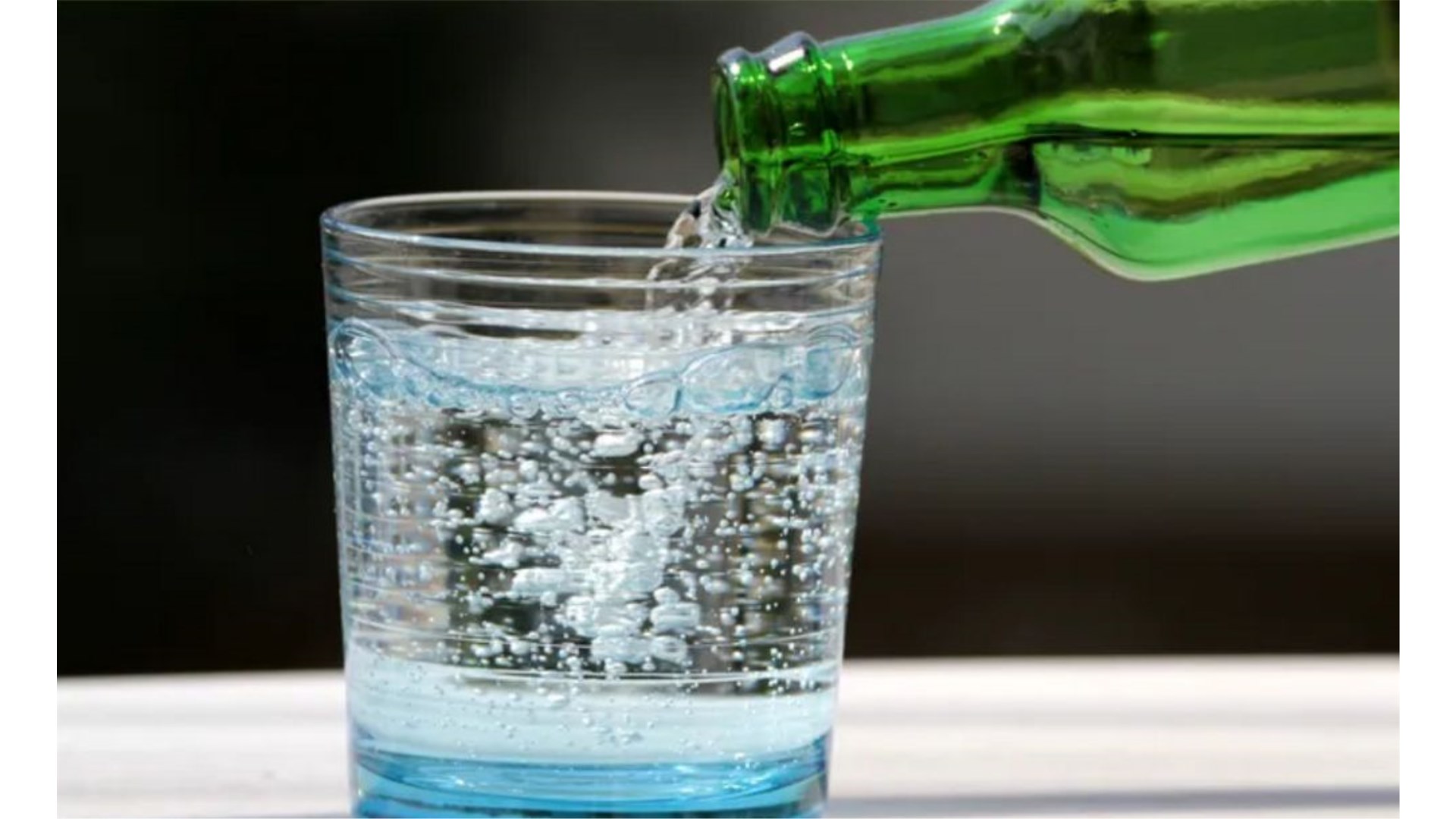 Evo što mineralna voda radi vašem organizmu