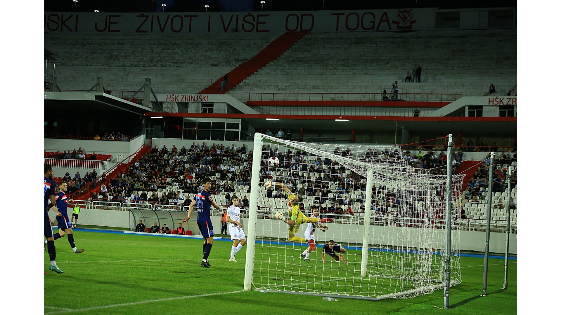 FOTO: Zrinjski topi prednost Borca, do kraja prvenstva moglo bi biti svašta