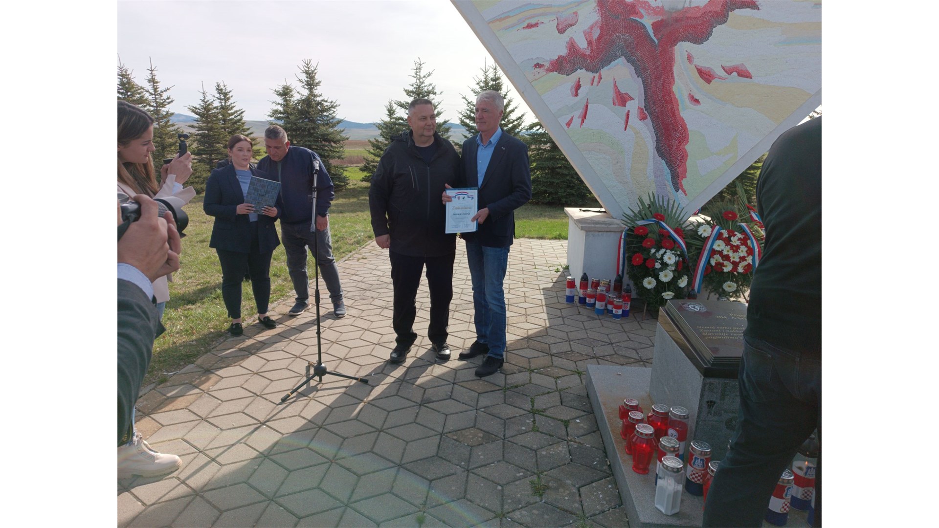 Kupres - Obilježena 32. obljetnica stradanja, otkriven i novi spomenik FOTO