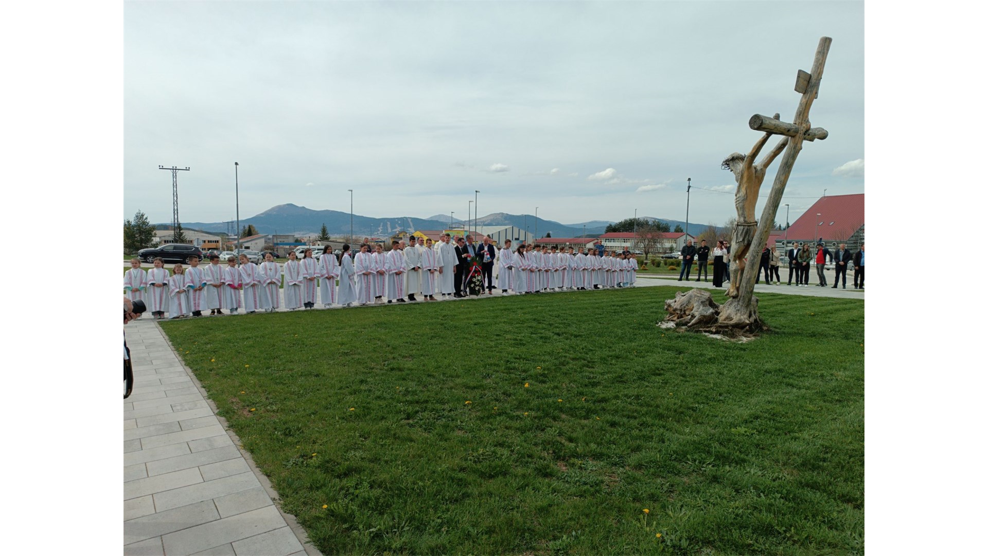 Kupres - Obilježena 32. obljetnica stradanja, otkriven i novi spomenik FOTO