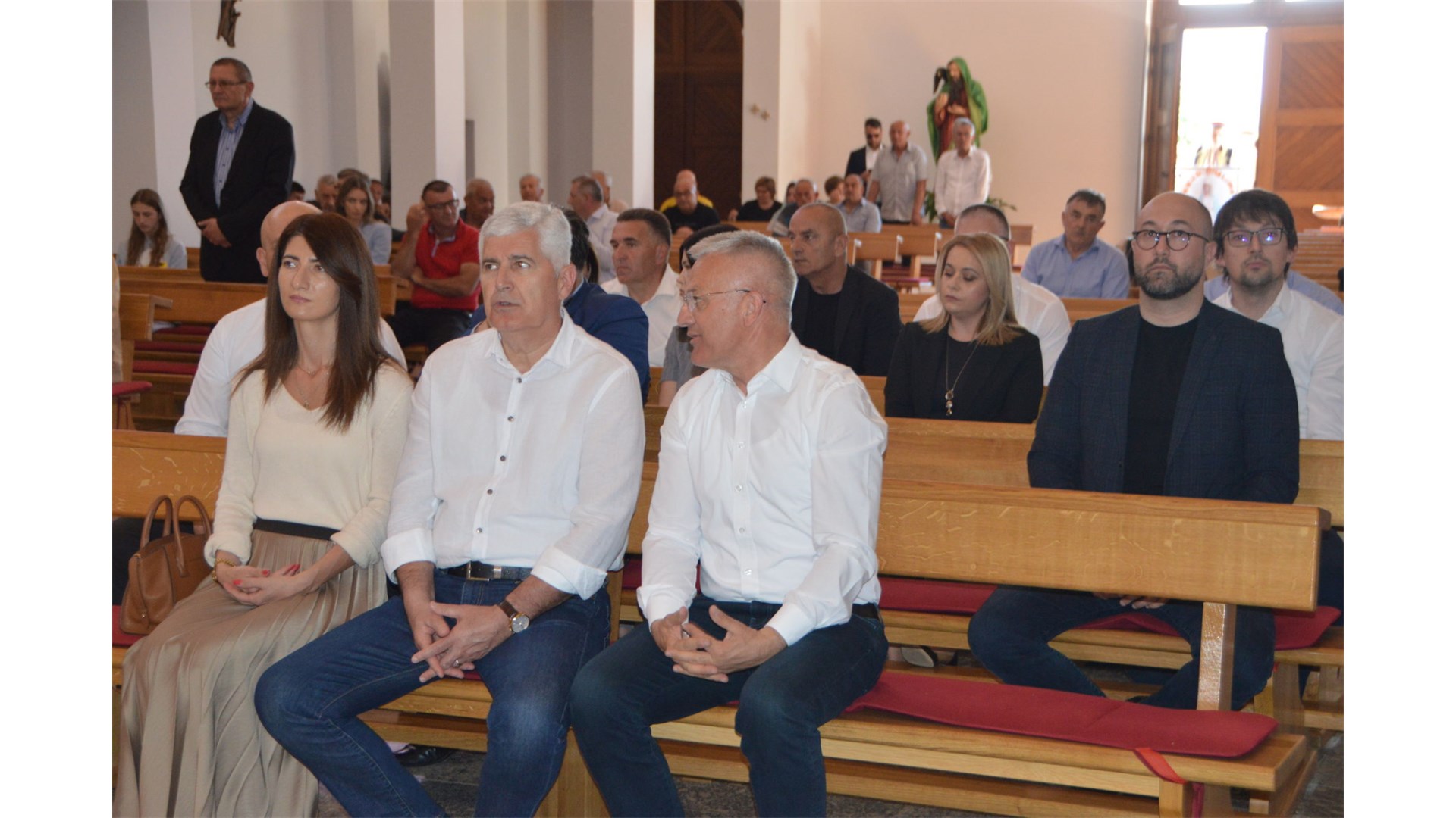 FOTO: Bili smo u Tihaljini. HDZ i Zvonko Milas tu su odradili završni skup! Ovog utorka krenulo glasovanje