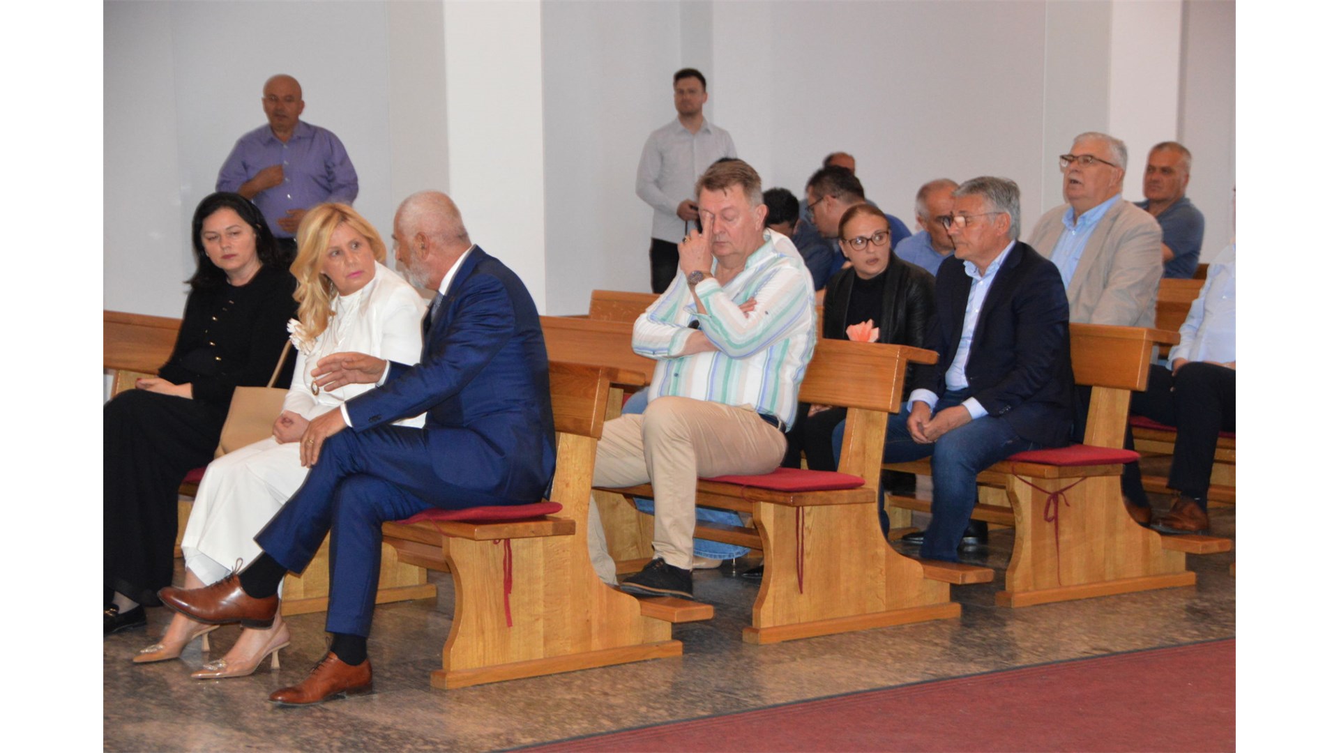 FOTO: Bili smo u Tihaljini. HDZ i Zvonko Milas tu su odradili završni skup! Ovog utorka krenulo glasovanje