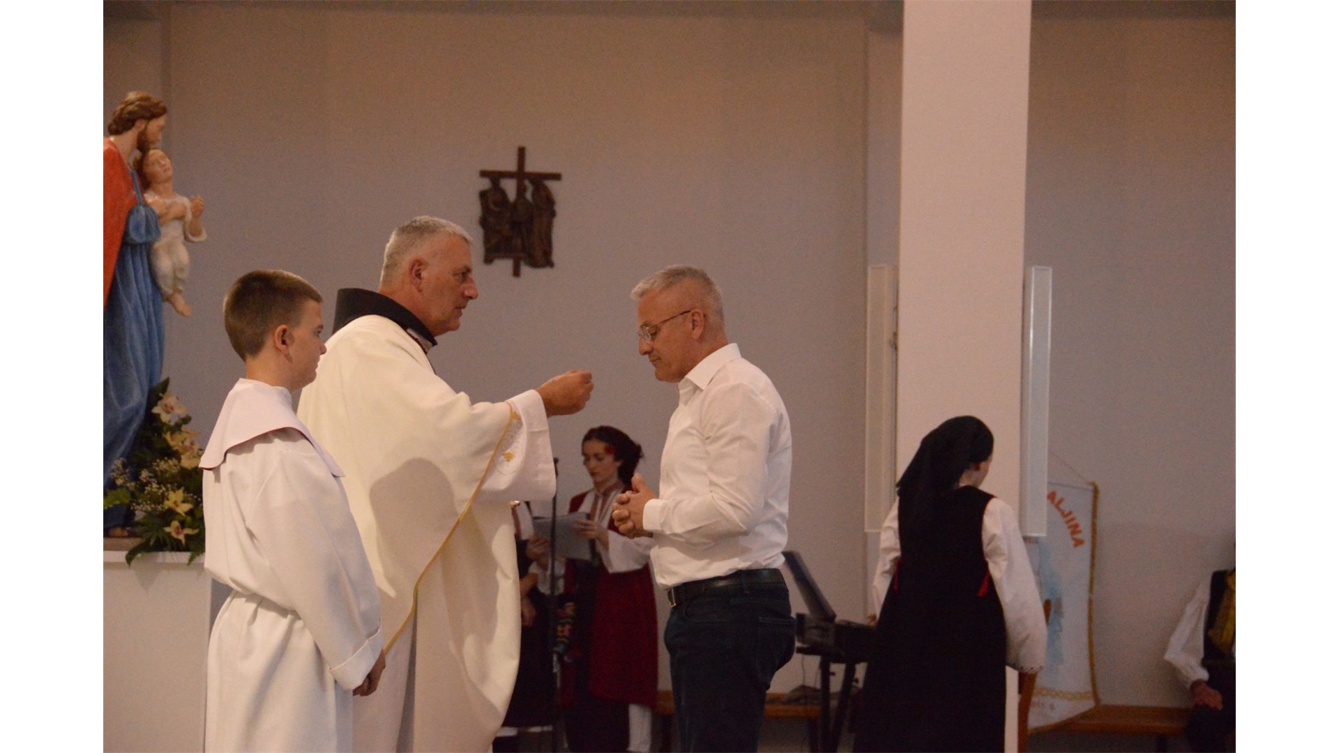 FOTO: Bili smo u Tihaljini. HDZ i Zvonko Milas tu su odradili završni skup! Ovog utorka krenulo glasovanje