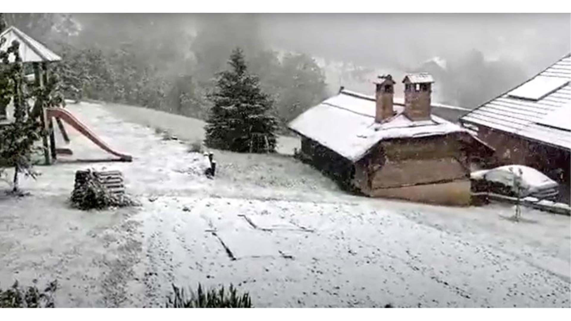 Zagorje: Jučer bilo 30 stupnjeva, danas pada snijeg!