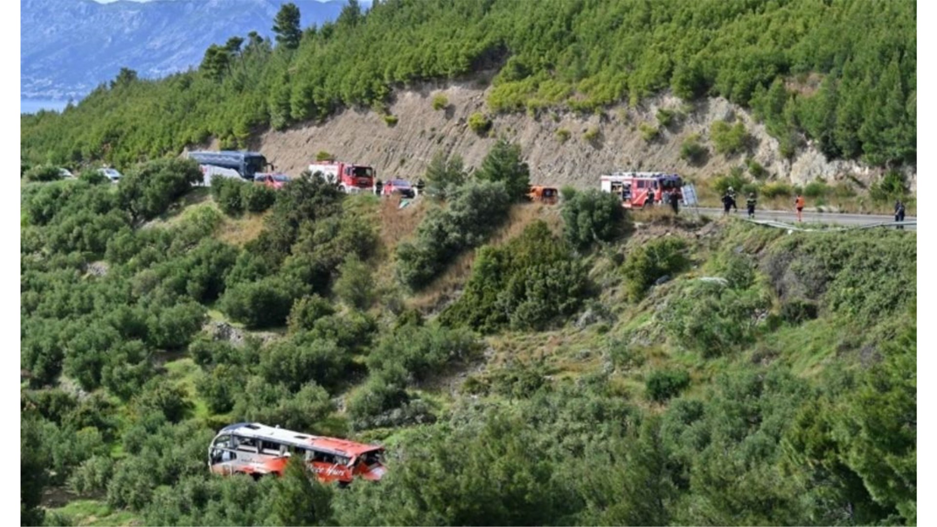 Autobus sletio u provaliju kod Makarske