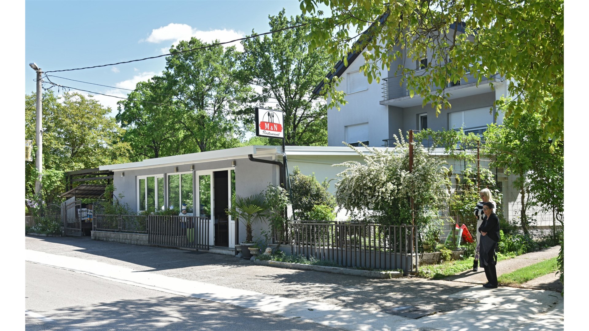 Ranko je neprežaljen, ali Mario je pravi nasljednik! U kultni restoran u Tihaljini dolazi se zbog hrane, ali i humora